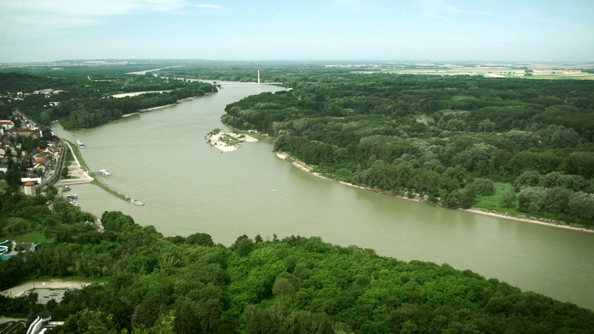 DONAUAUEN_Still1.jpg
