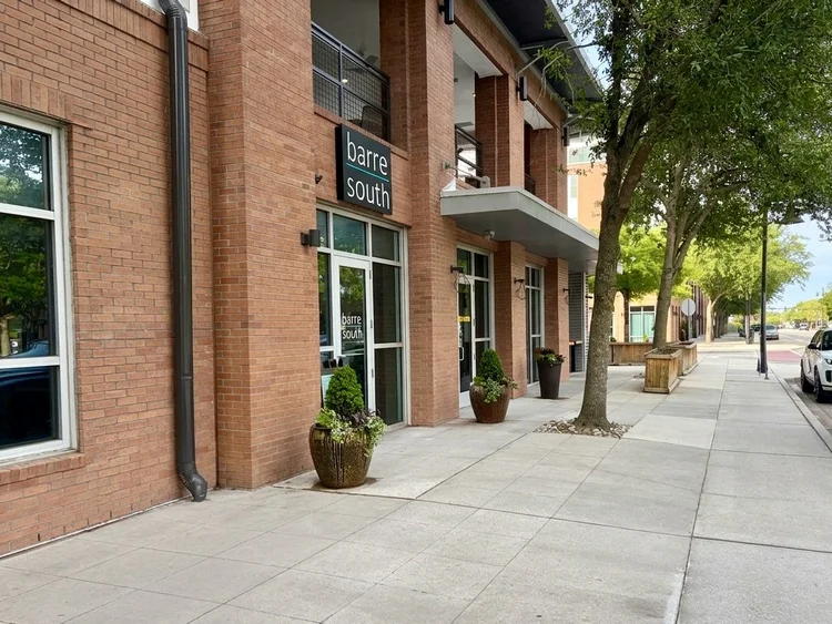 Barre South Mt Pleasant Coleman Blvd studio exterior