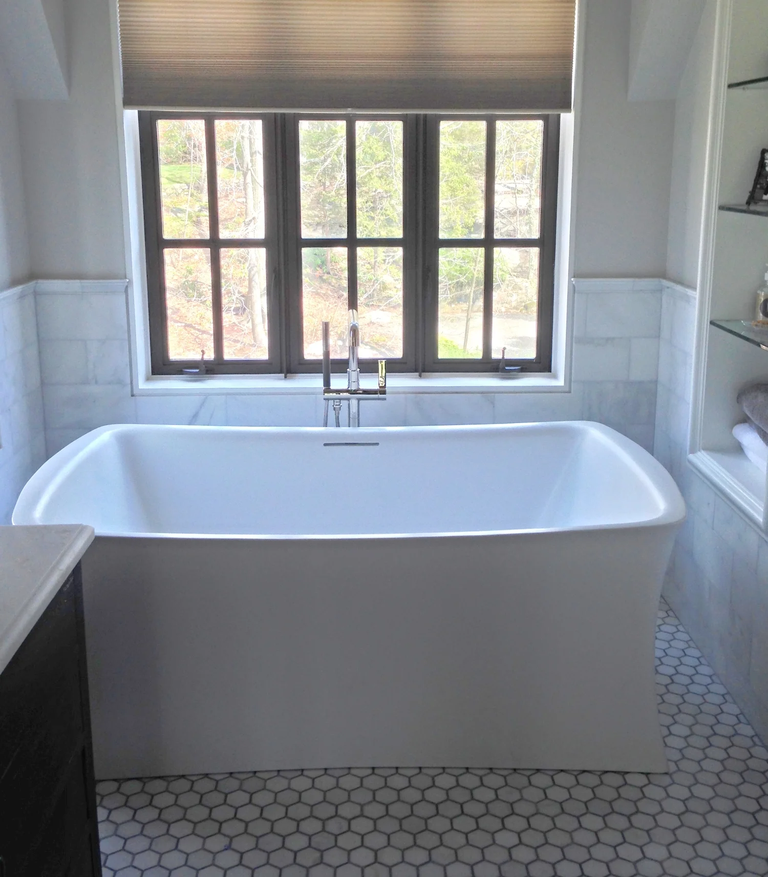 MasterBathroom1.jpg