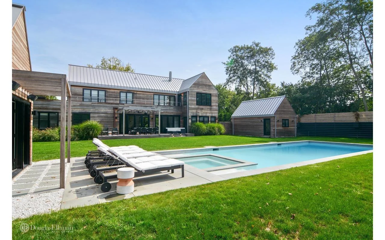 164DeerFieldRoad(BHHArchitects)Rear8.jpg