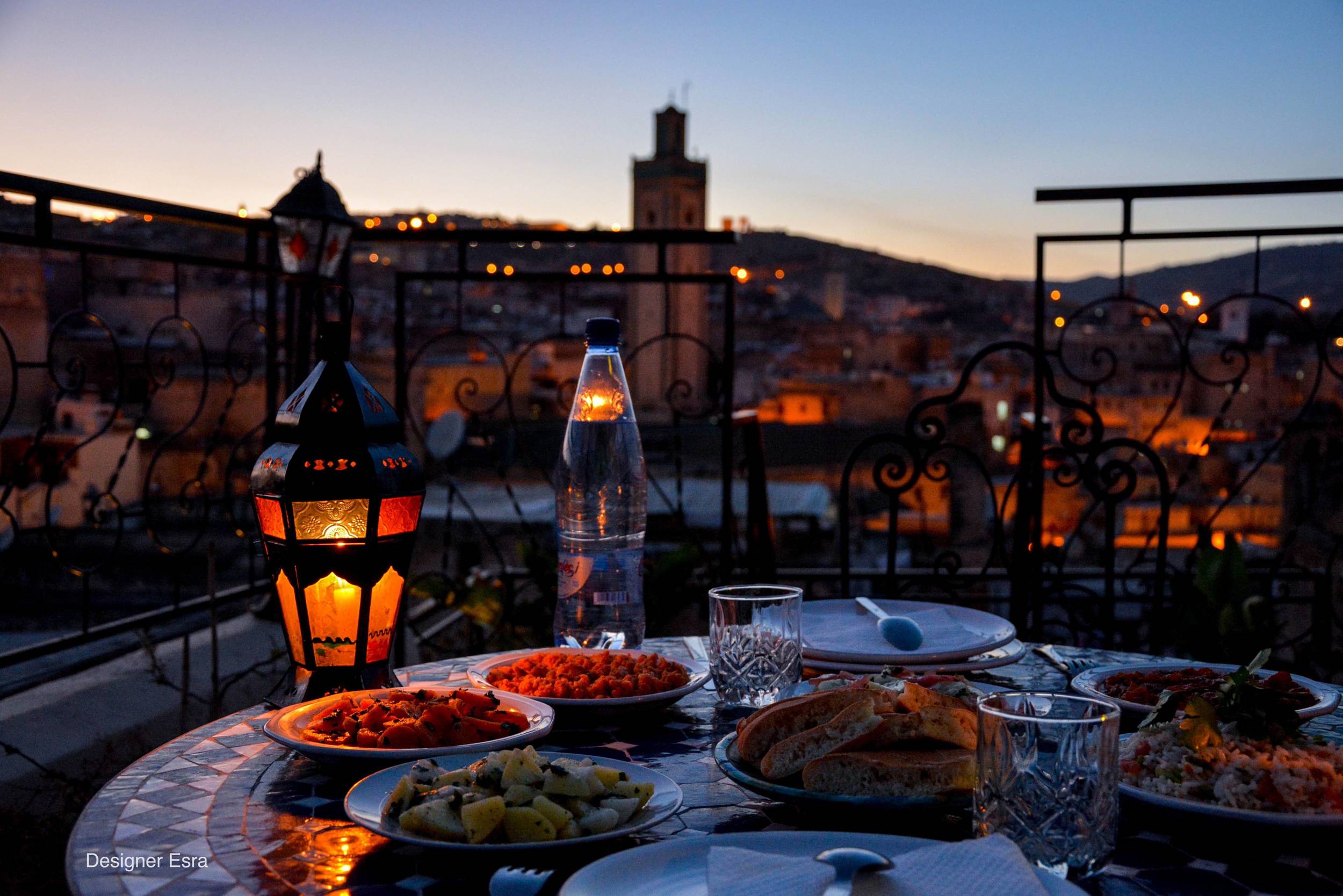 Dinner under the stars in Morocco 