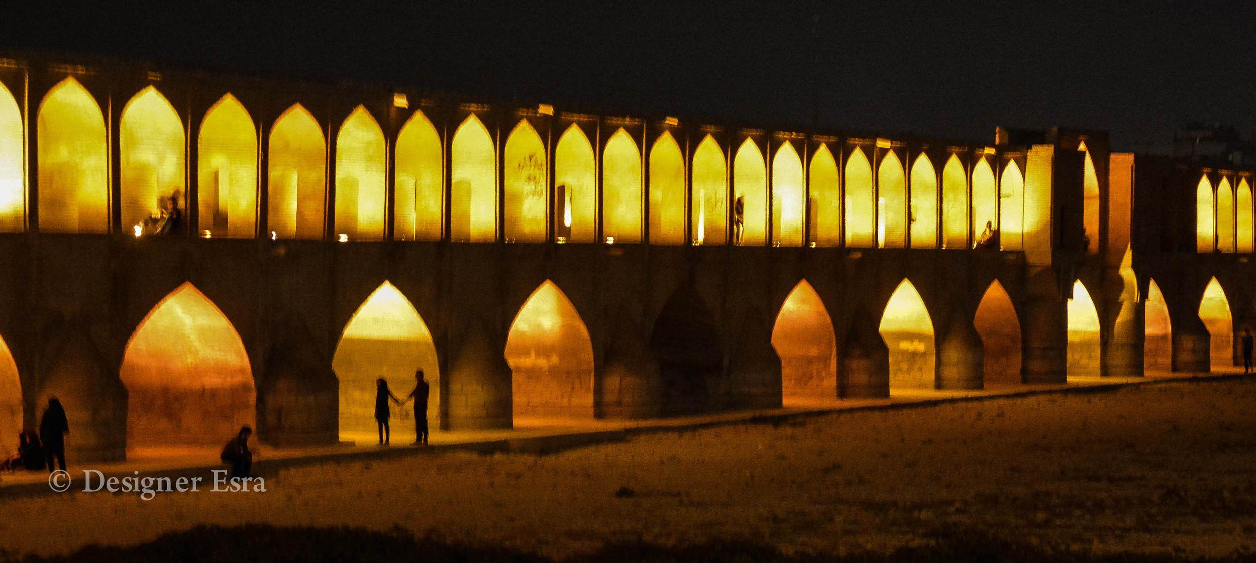 The Romantic Lovers Bridge in Isfahan 