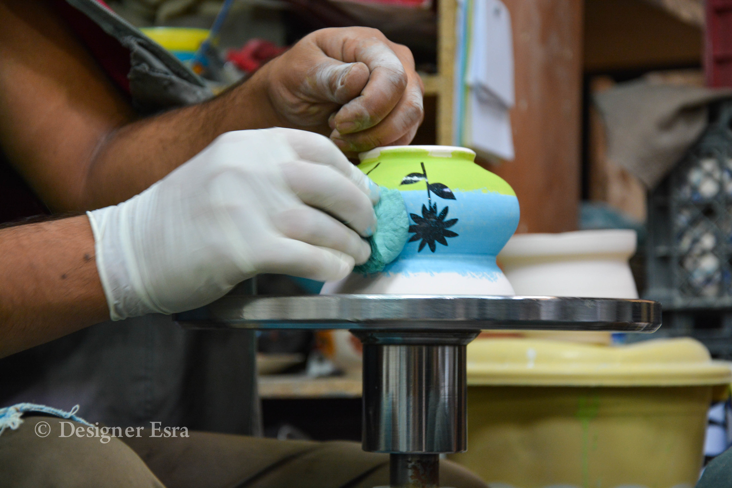 Painting Ceramics in Iran  