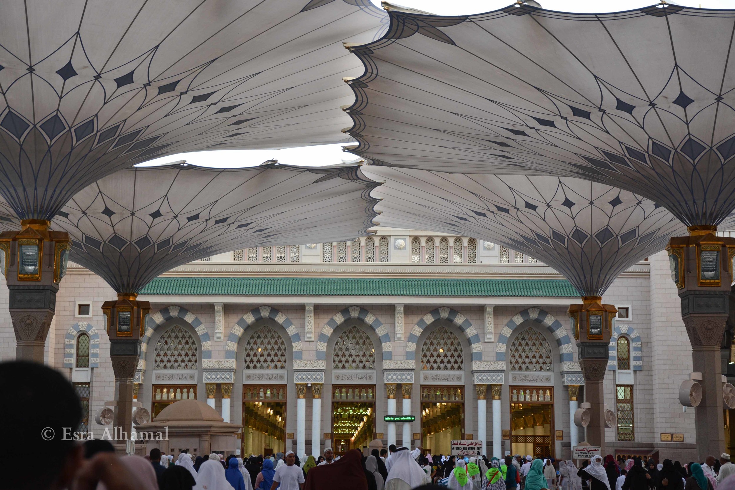 Entrance to the prophet's mosque 