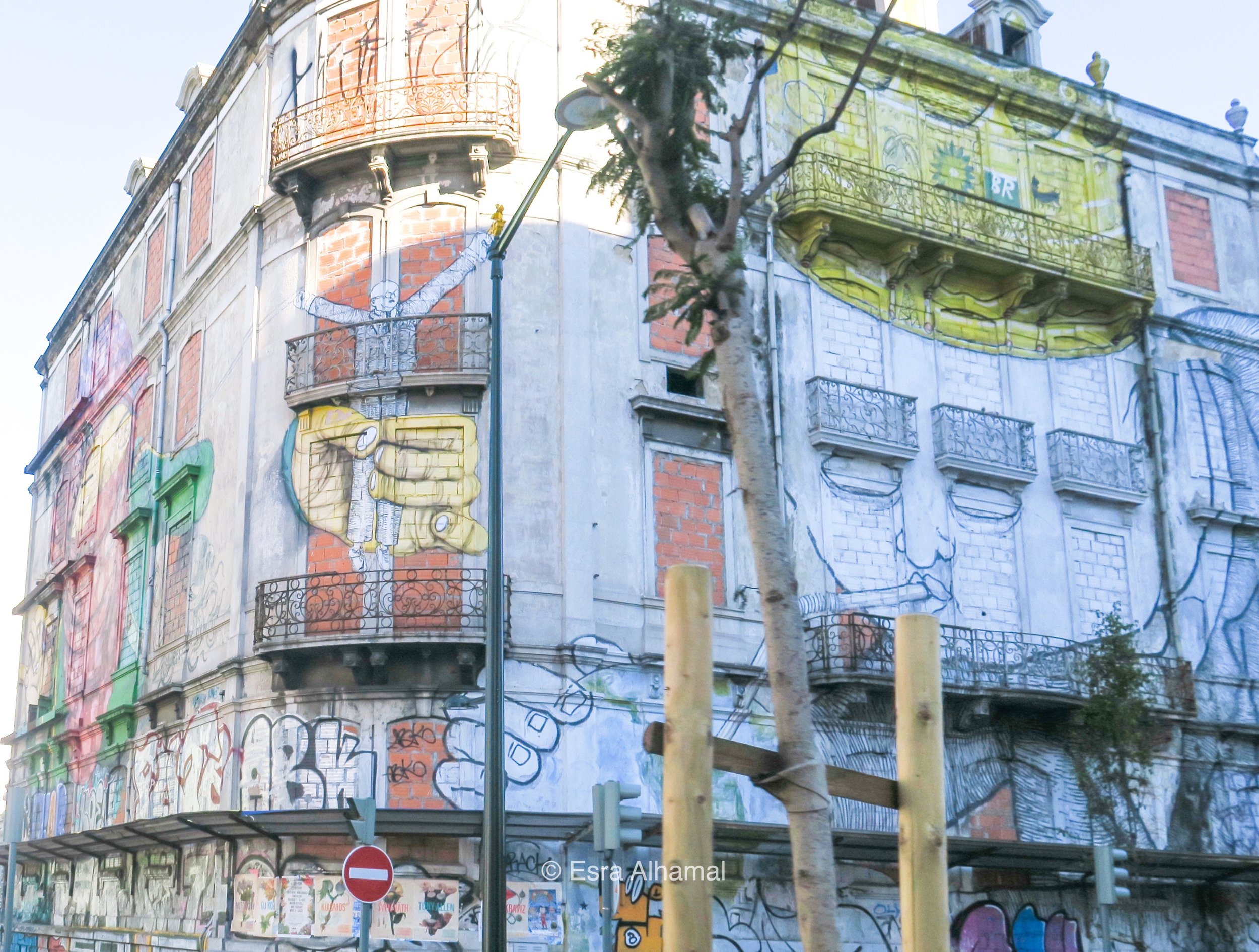 Big Scale Street Art in Lisbon 