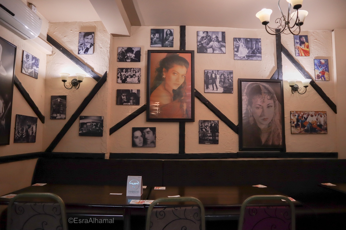 Paddy Martin Inn Curry House - Indian restaurant decor