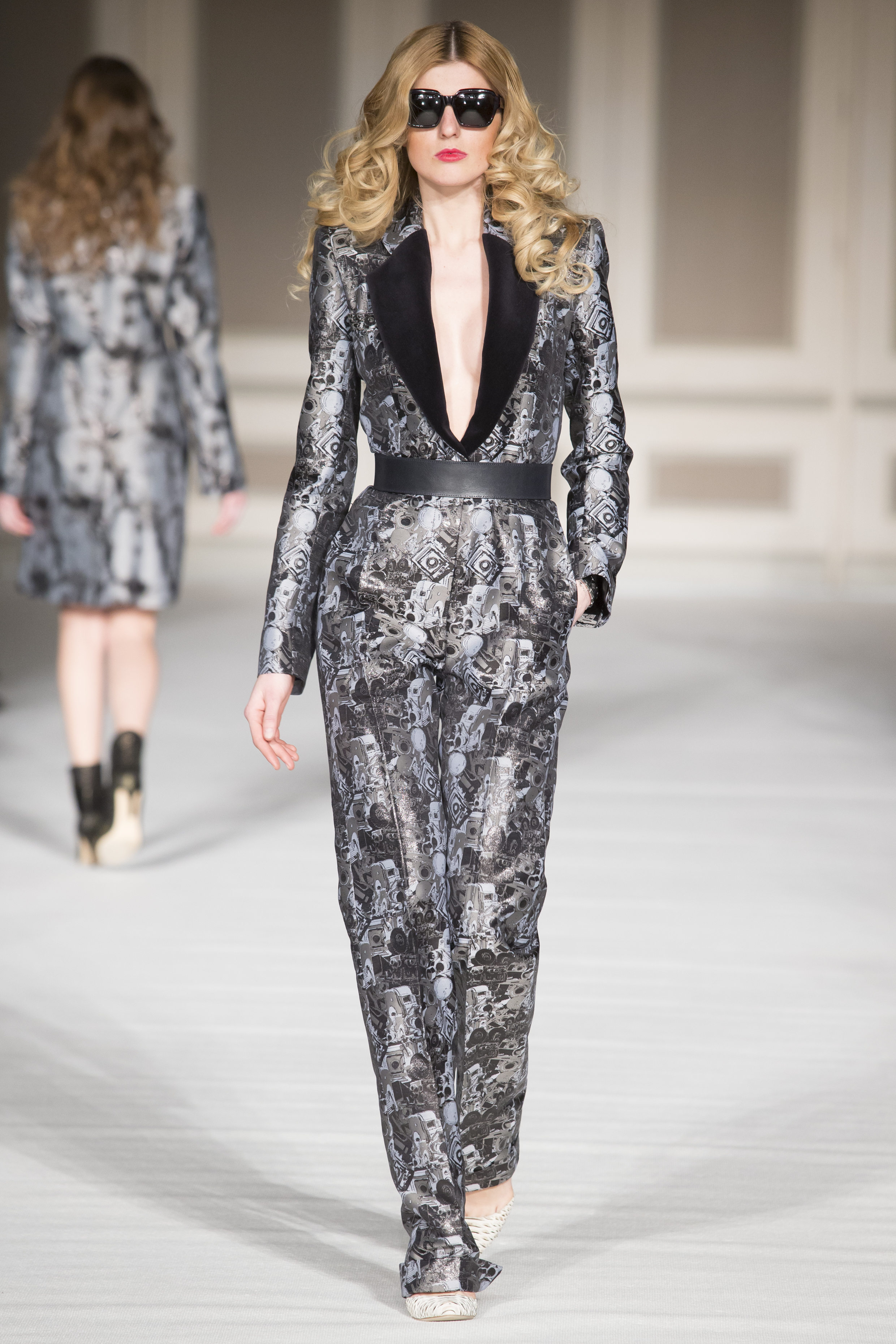 Ong-Oaj_Pairam_AW15_300dpi_015.JPG