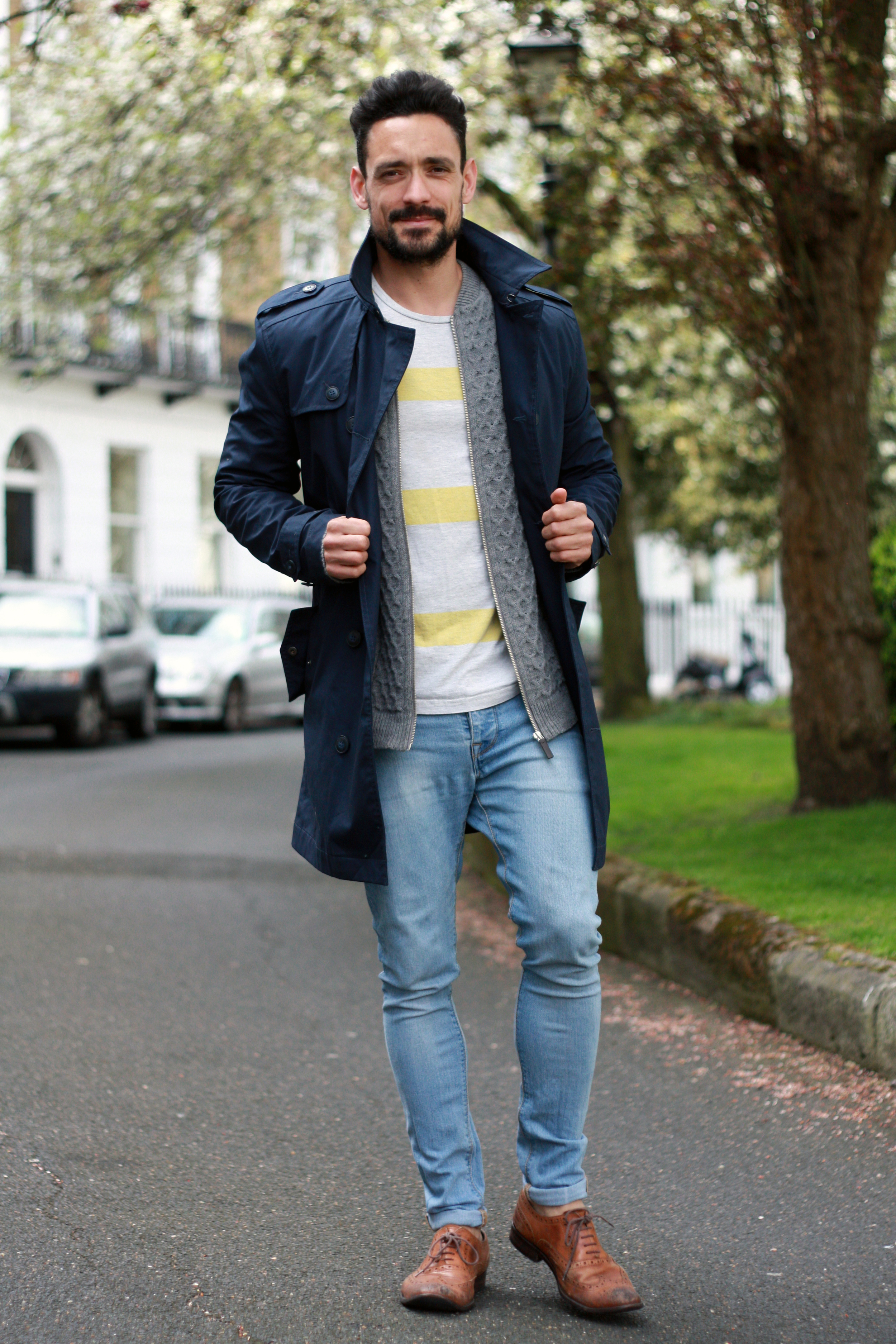CASUAL SPRING LAYERING