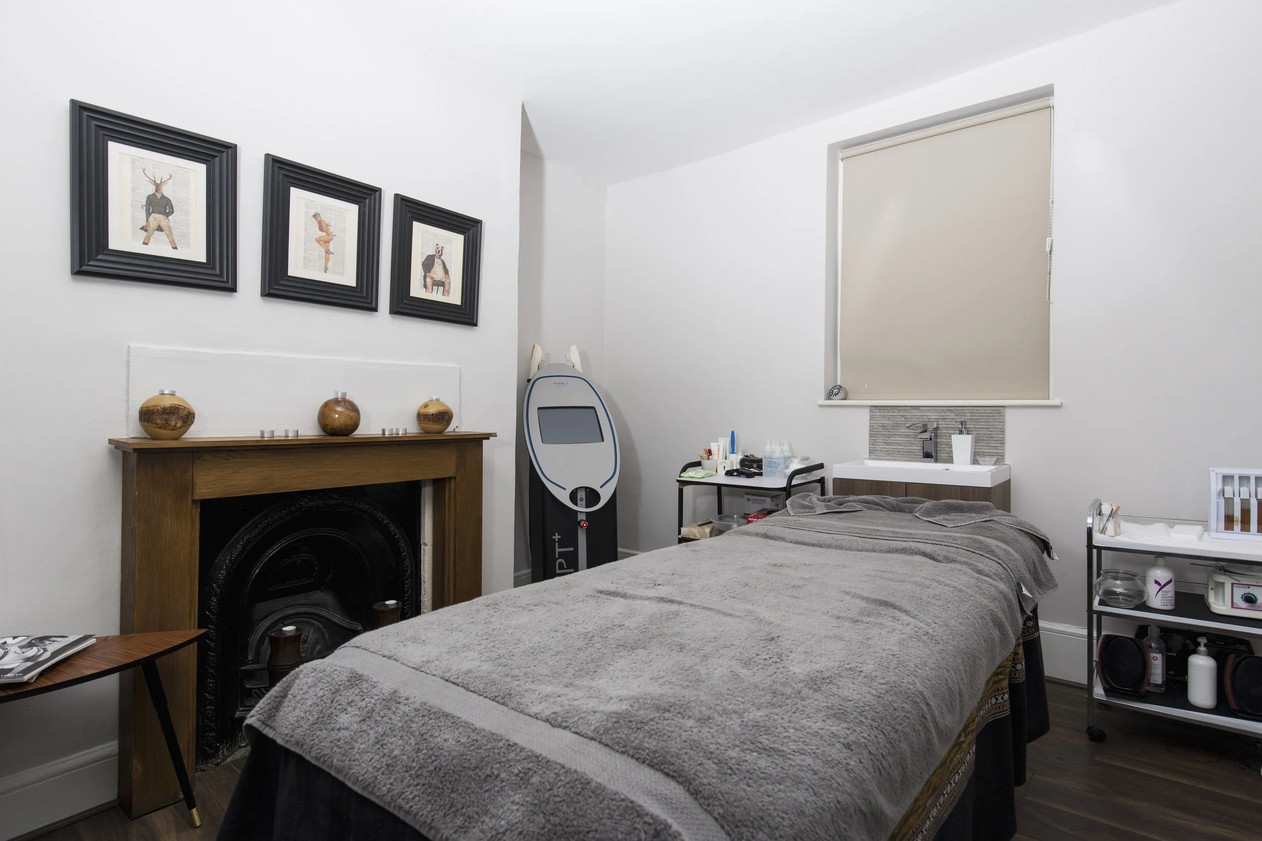 Treatment Room 1.jpg