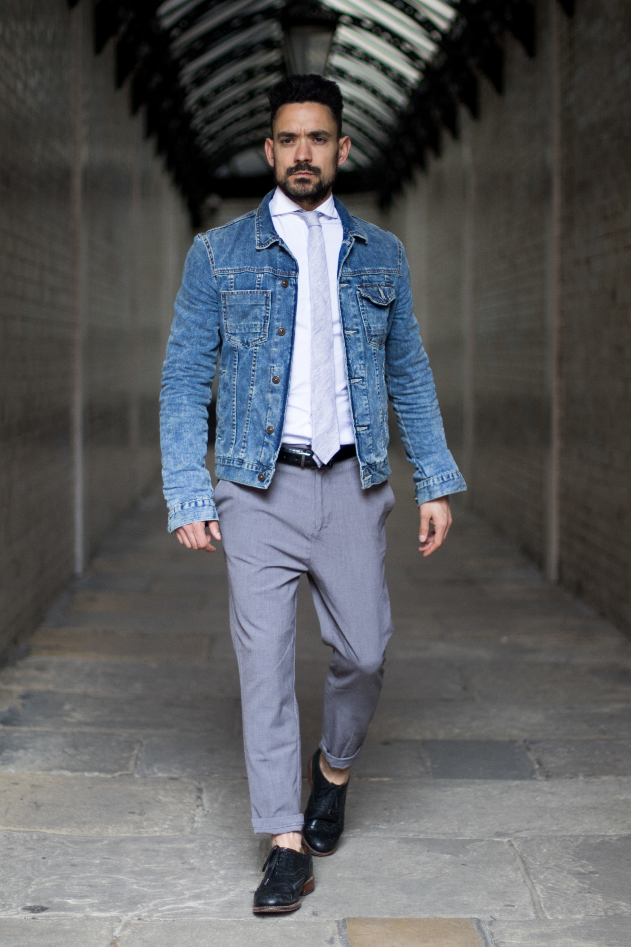 How To Wear Blue Denim Jacket Men - Printable Templates Protal