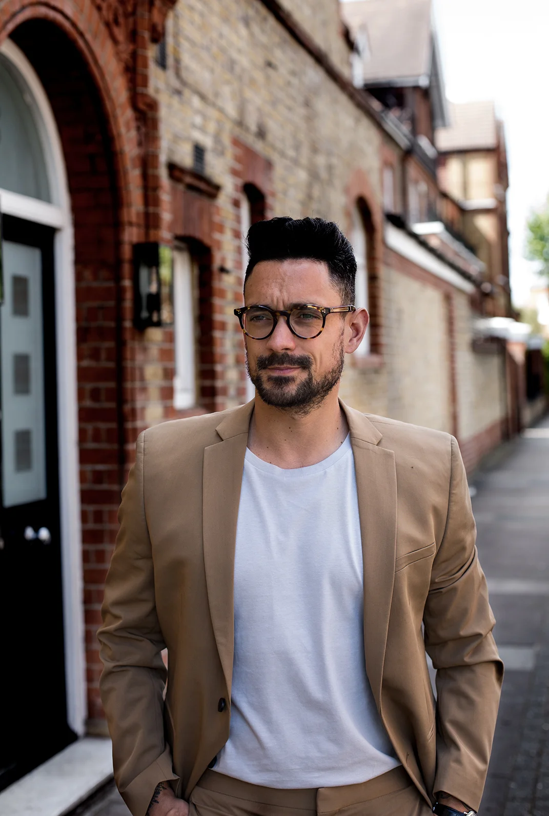 Casual Sports Tailoring Suits with Trainers — MEN'S STYLE BLOG