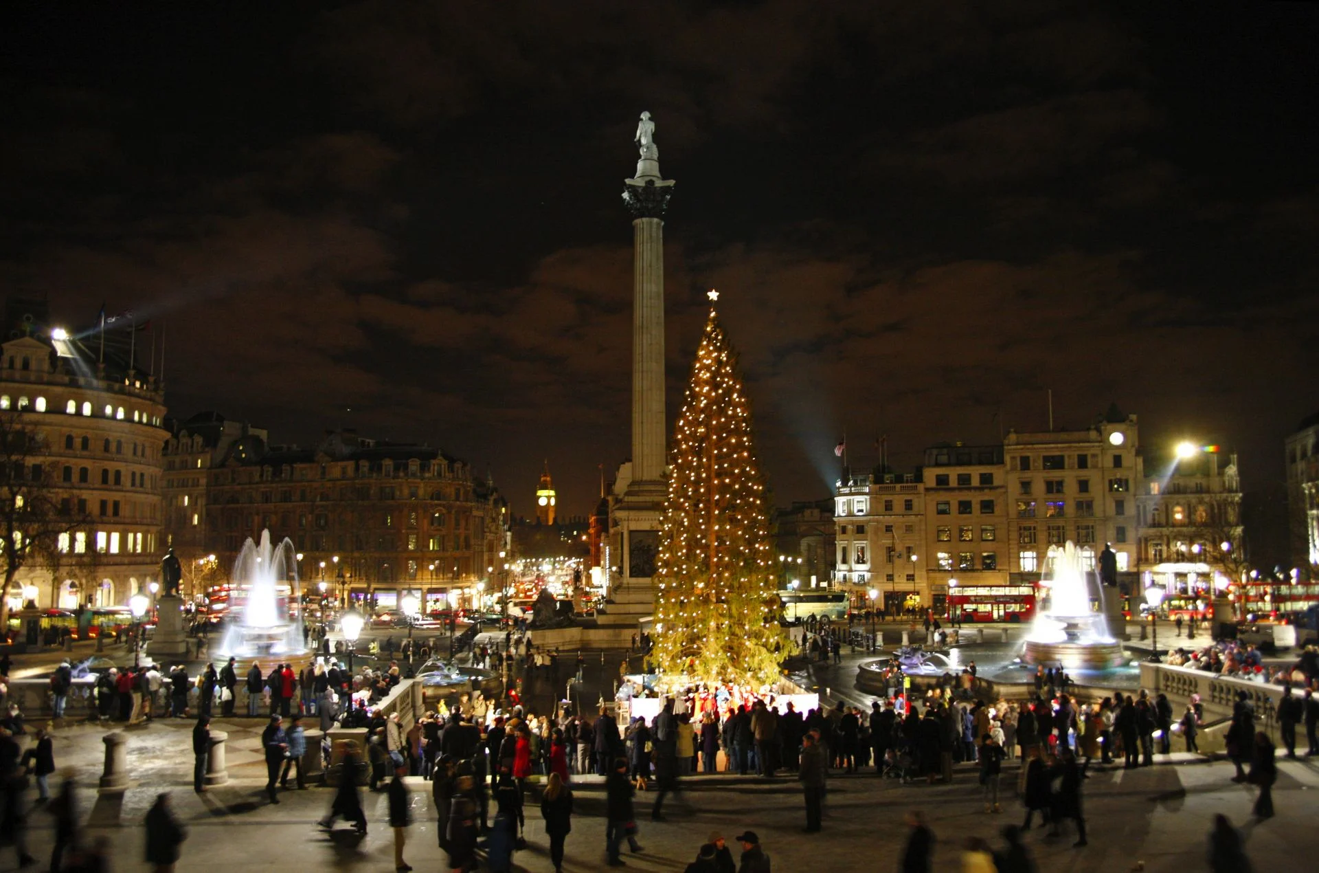 7. Trafalgar Square Christmas .jpg