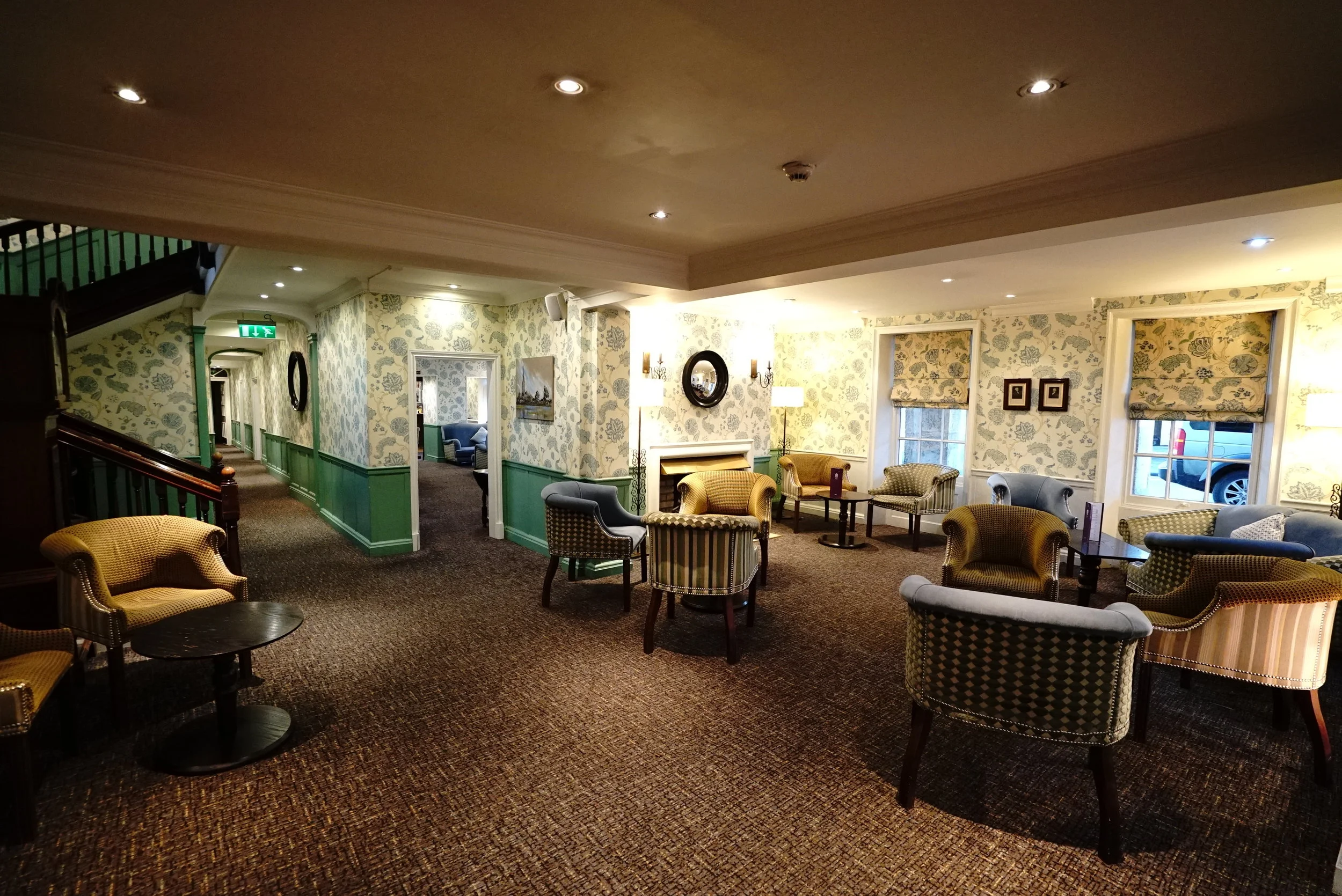 Mercure Salisbury White Hart Hotel Review | Close to Magna Carta & Stonehenge