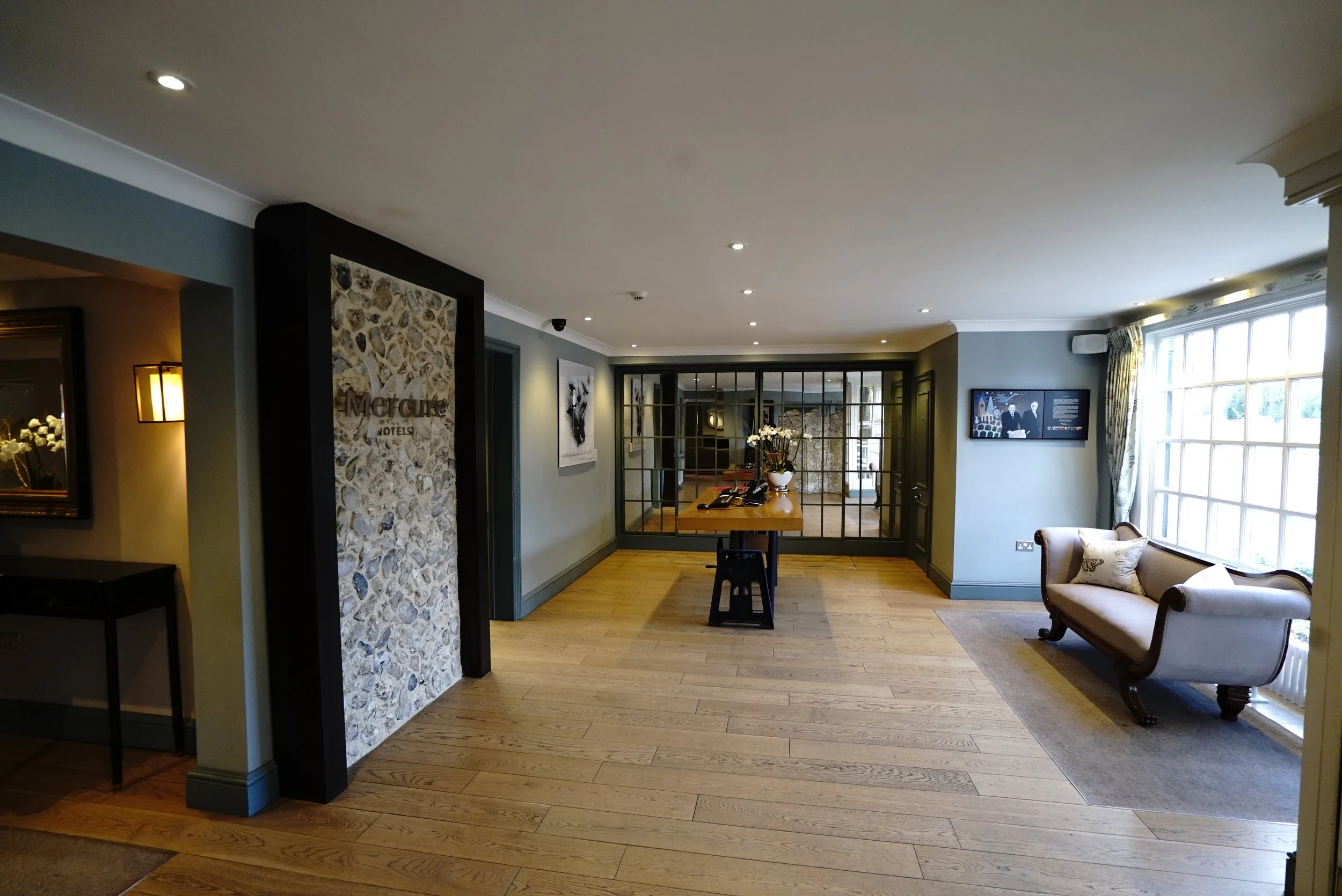 Mercure Box Hill Burford Bridge Hotel