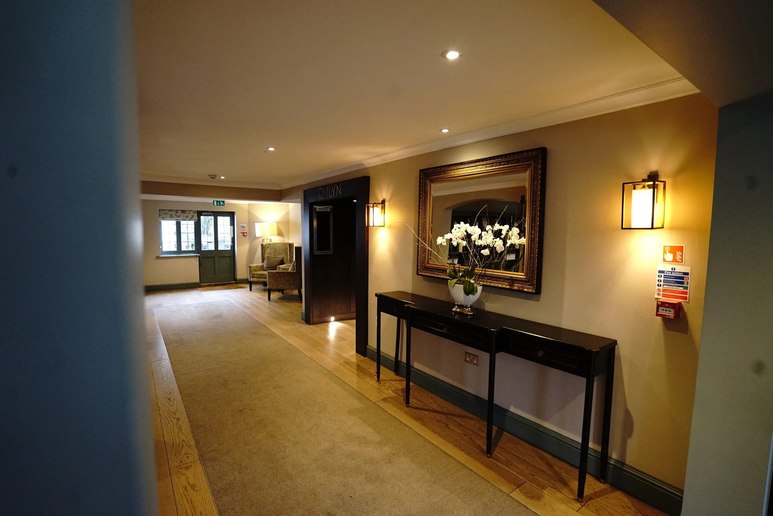 Mercure Box Hill Burford Bridge Hotel