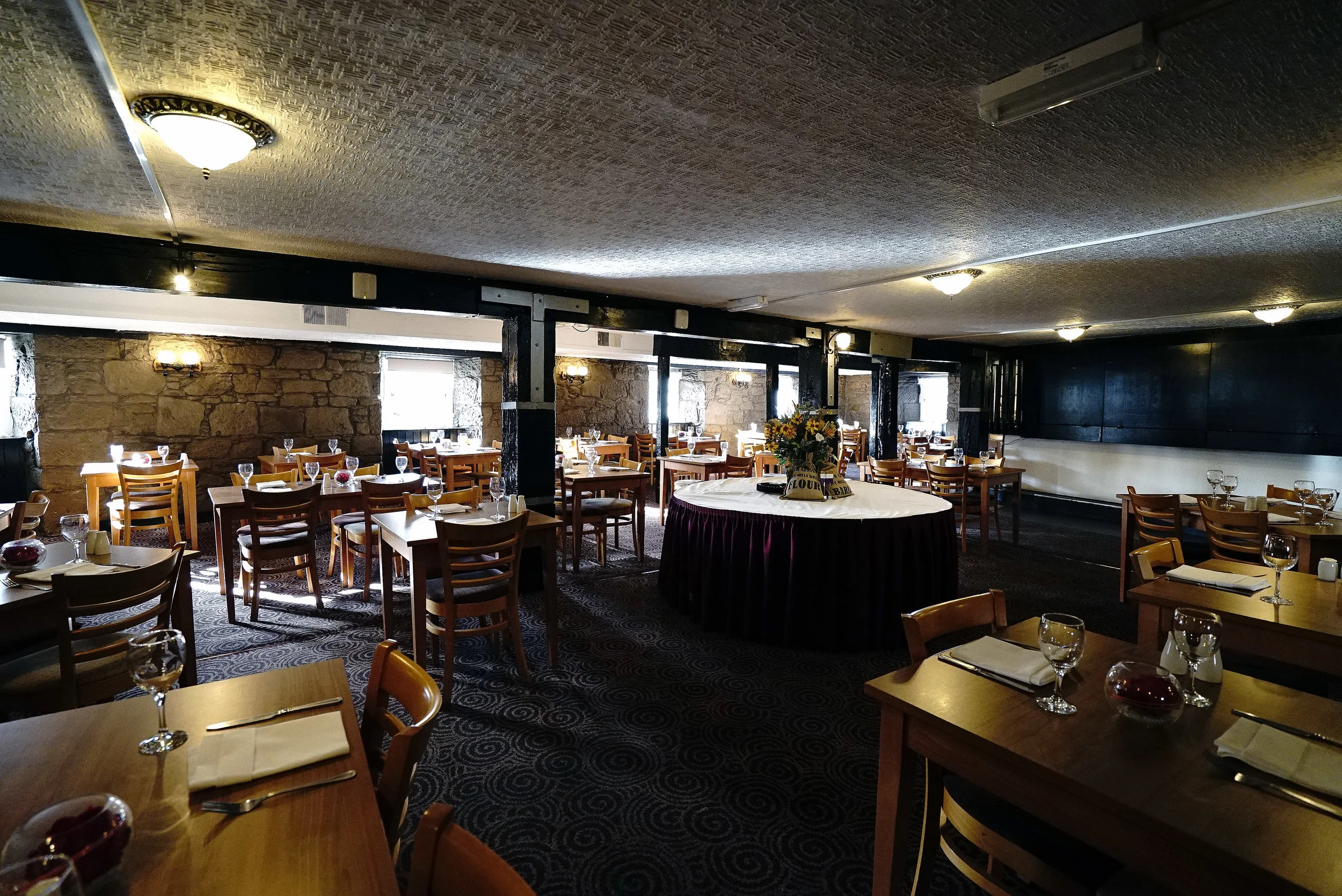 Mercure Perth Dining Room.jpg