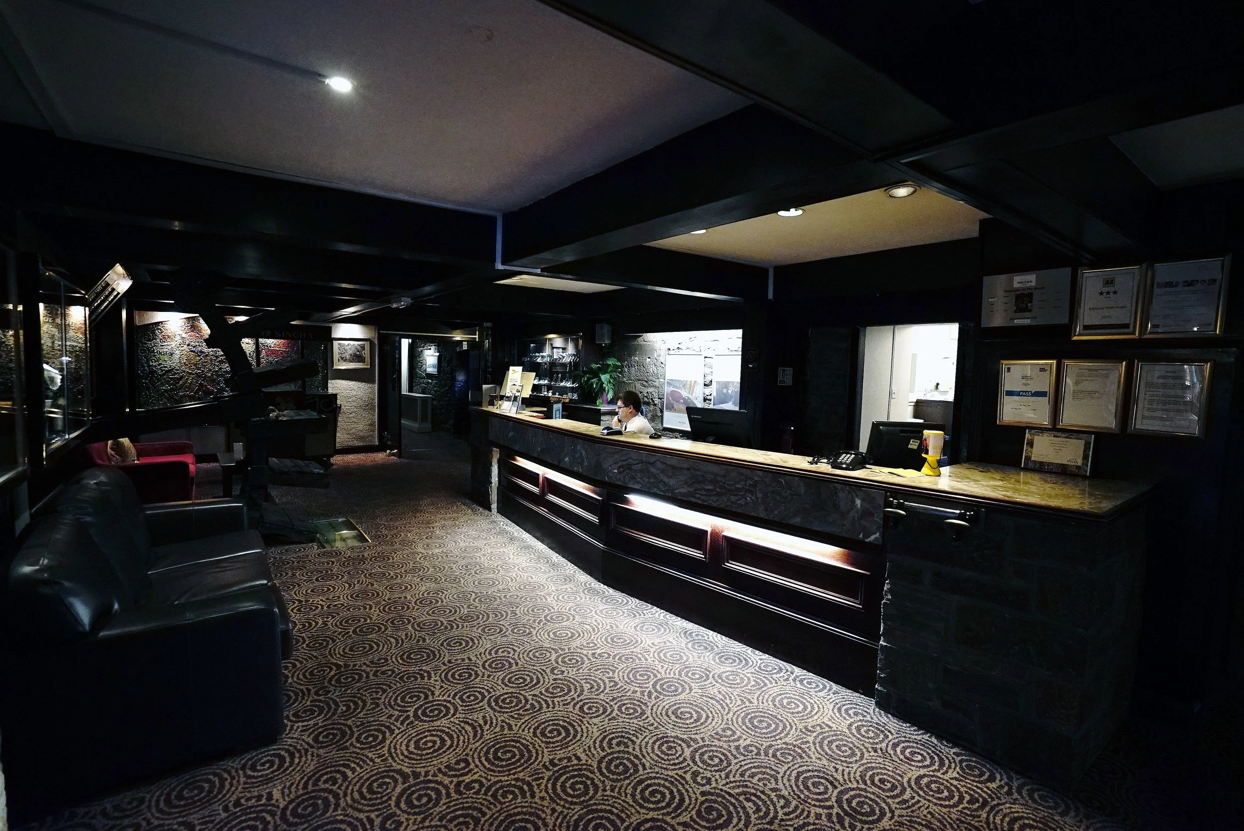 Mercure Perth Reception.jpg