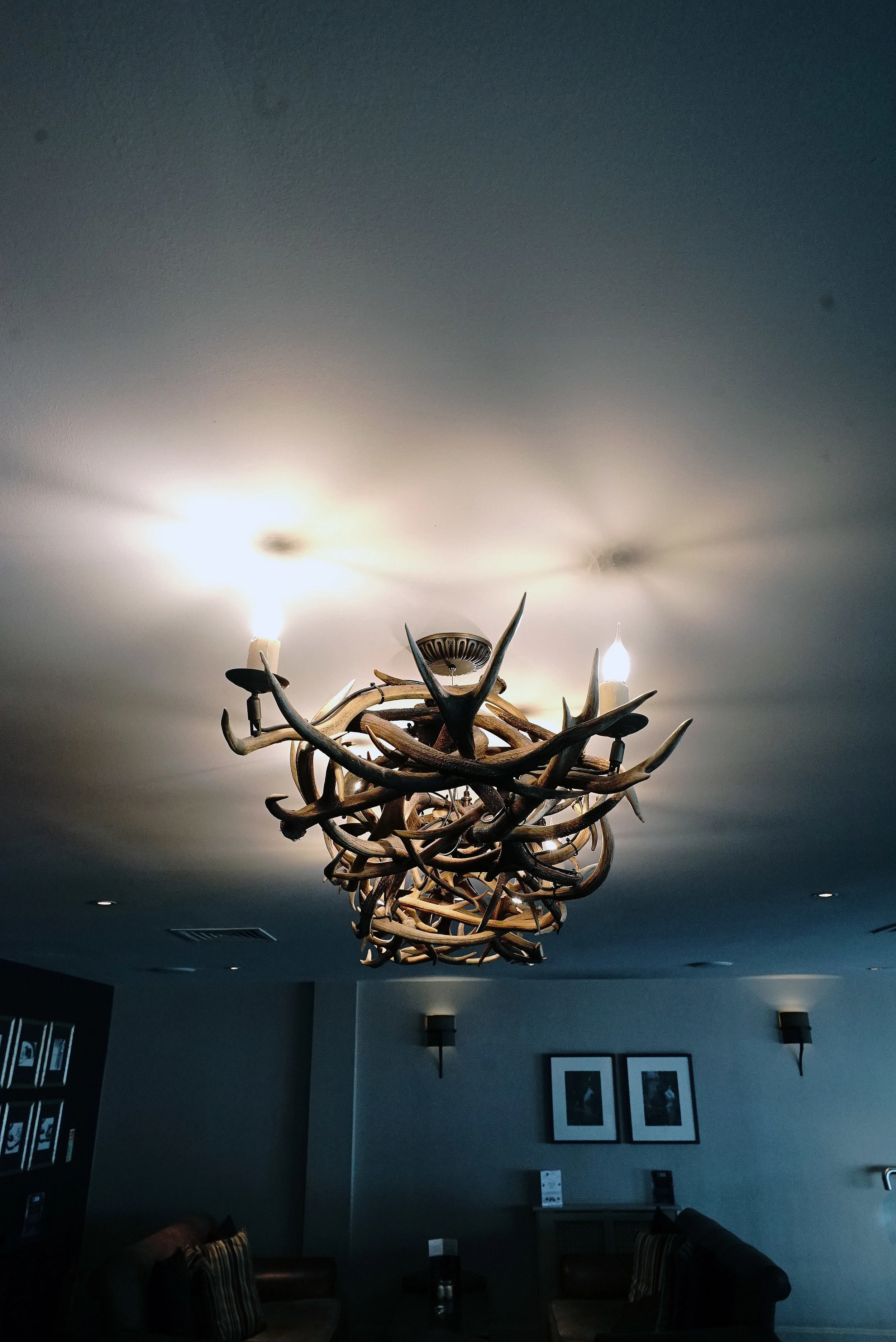 Mercure Peebles Decor Lighting.jpg