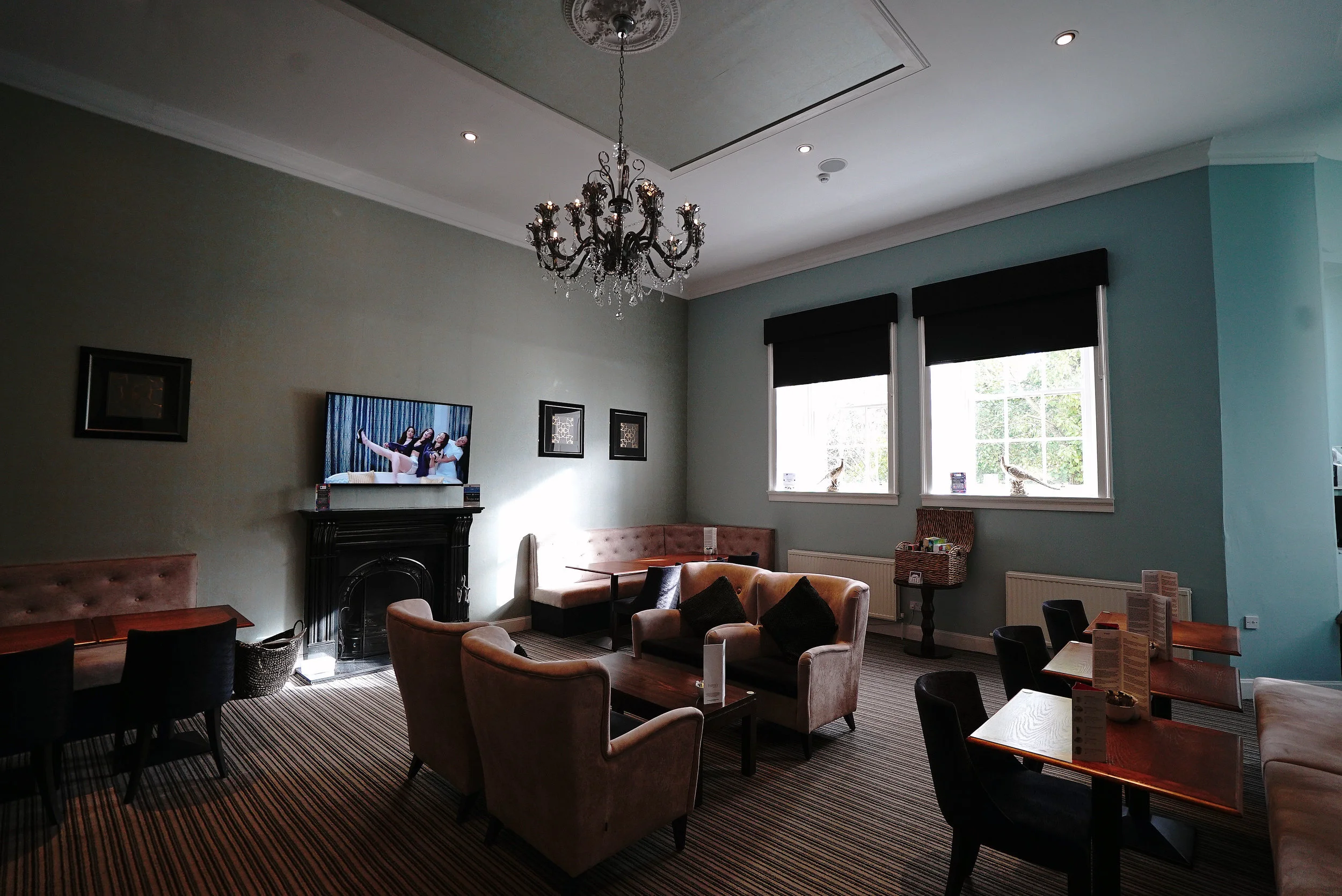 Mercure Peebles Lounge.jpg