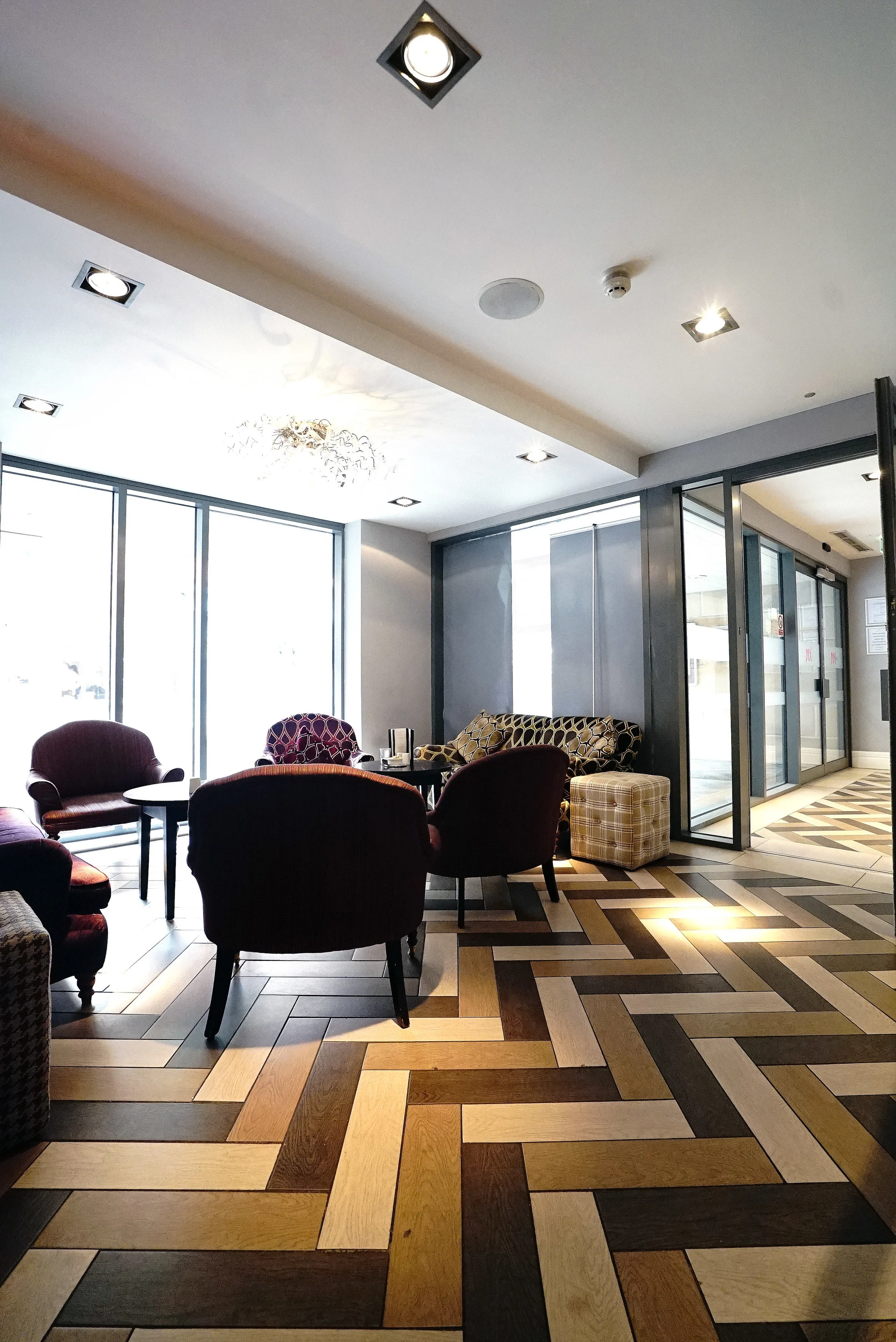 Mercure Darlington Lounge.jpg