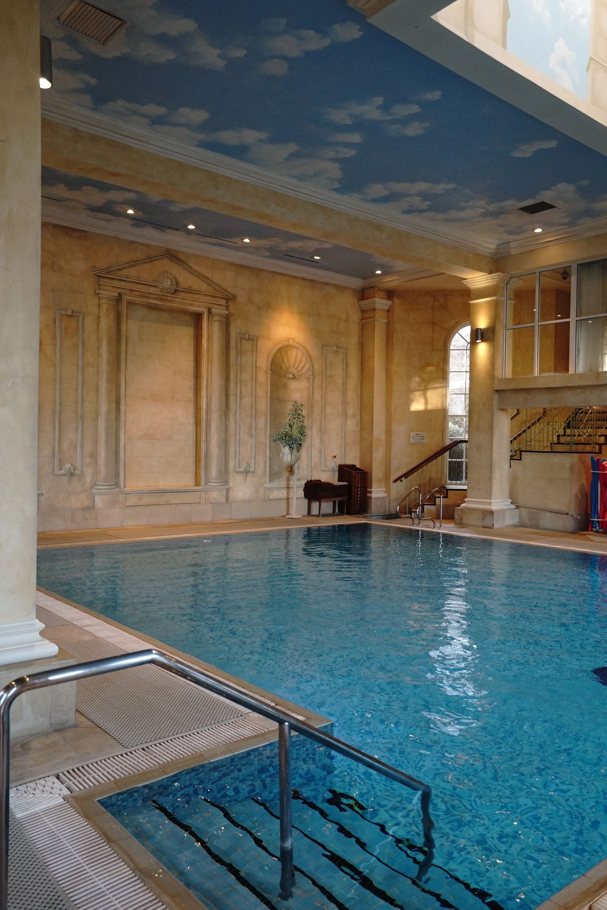 Chewton Glen Spa 1.JPG