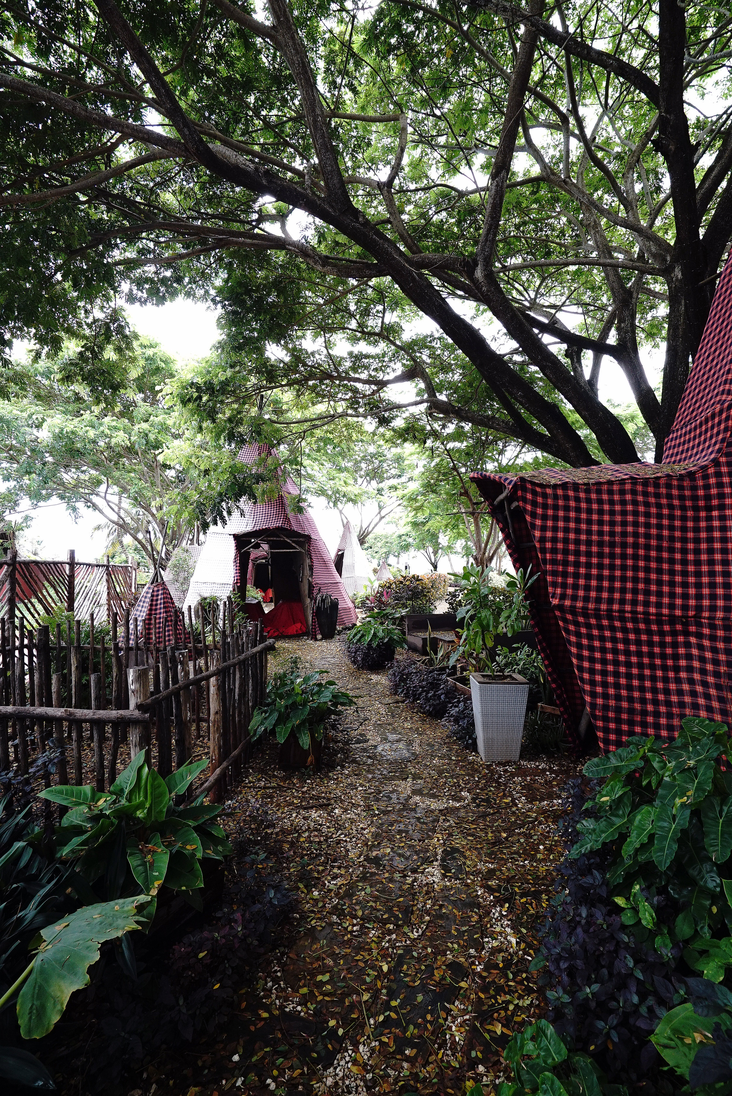 Essque Zalu Zanzibar Ritual Tents.jpg