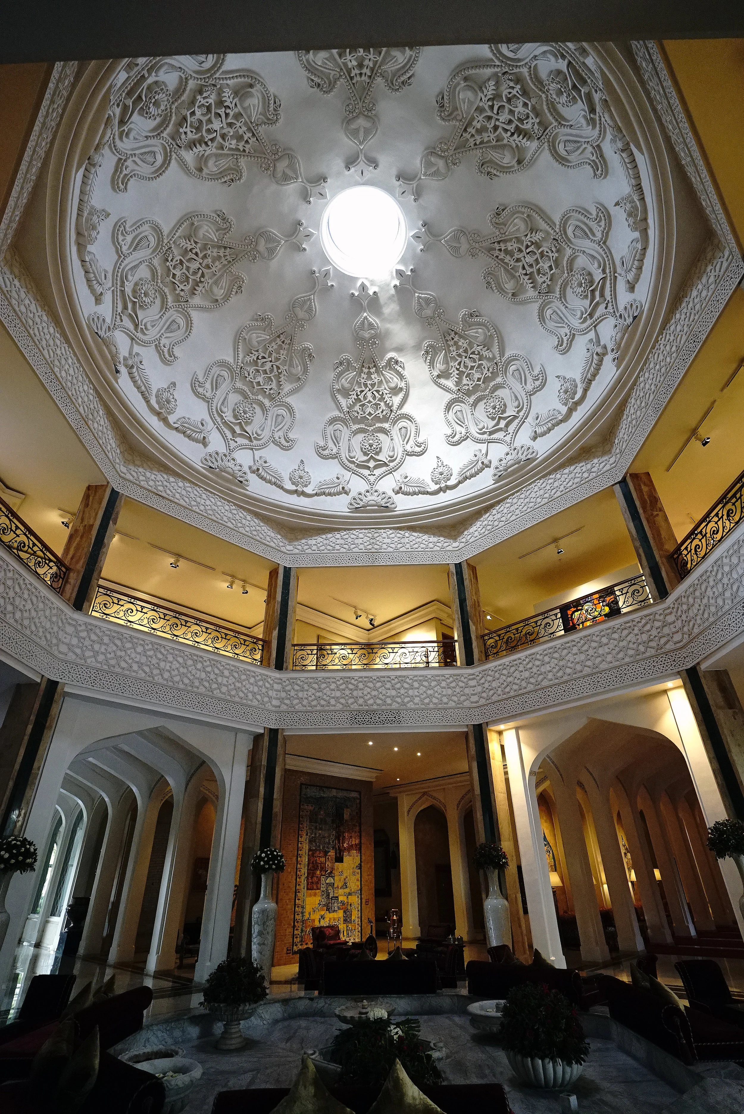 Es Saadi The Palace Reception.jpg