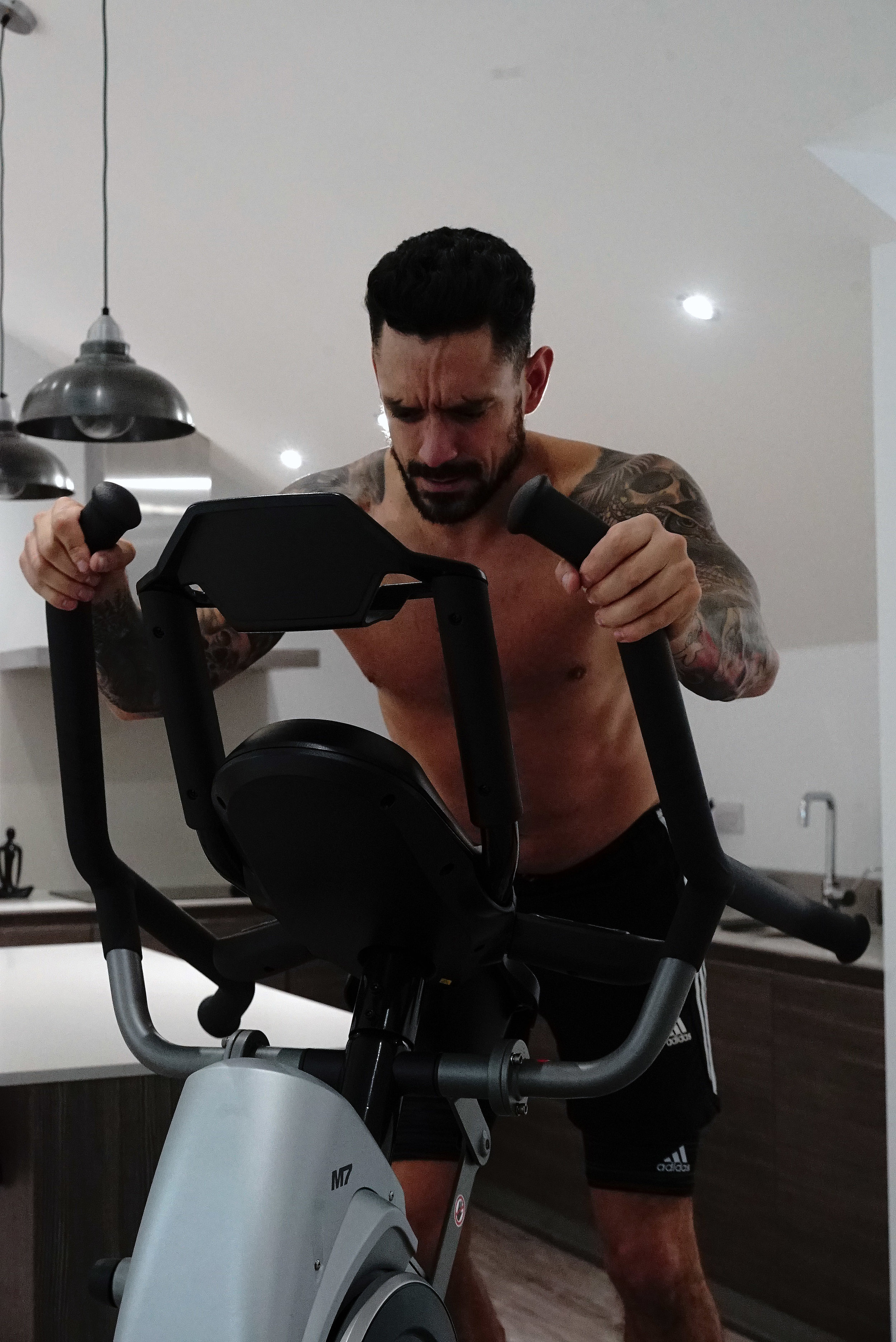 2. Carl Thompson x BowFlex MAX M7.jpg