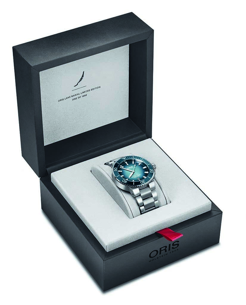 Oris Lake Baikal Limited Edition Watch 4.jpg
