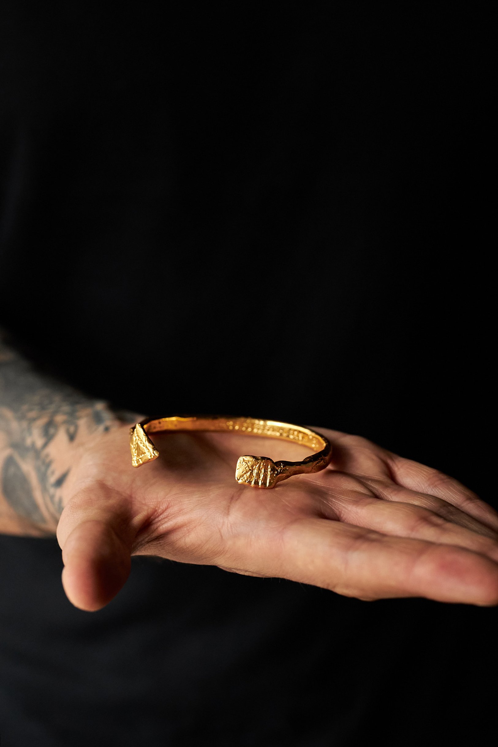Dion Dreyes Gold Plated Broken Arrow Bracelet O99A1621.jpg