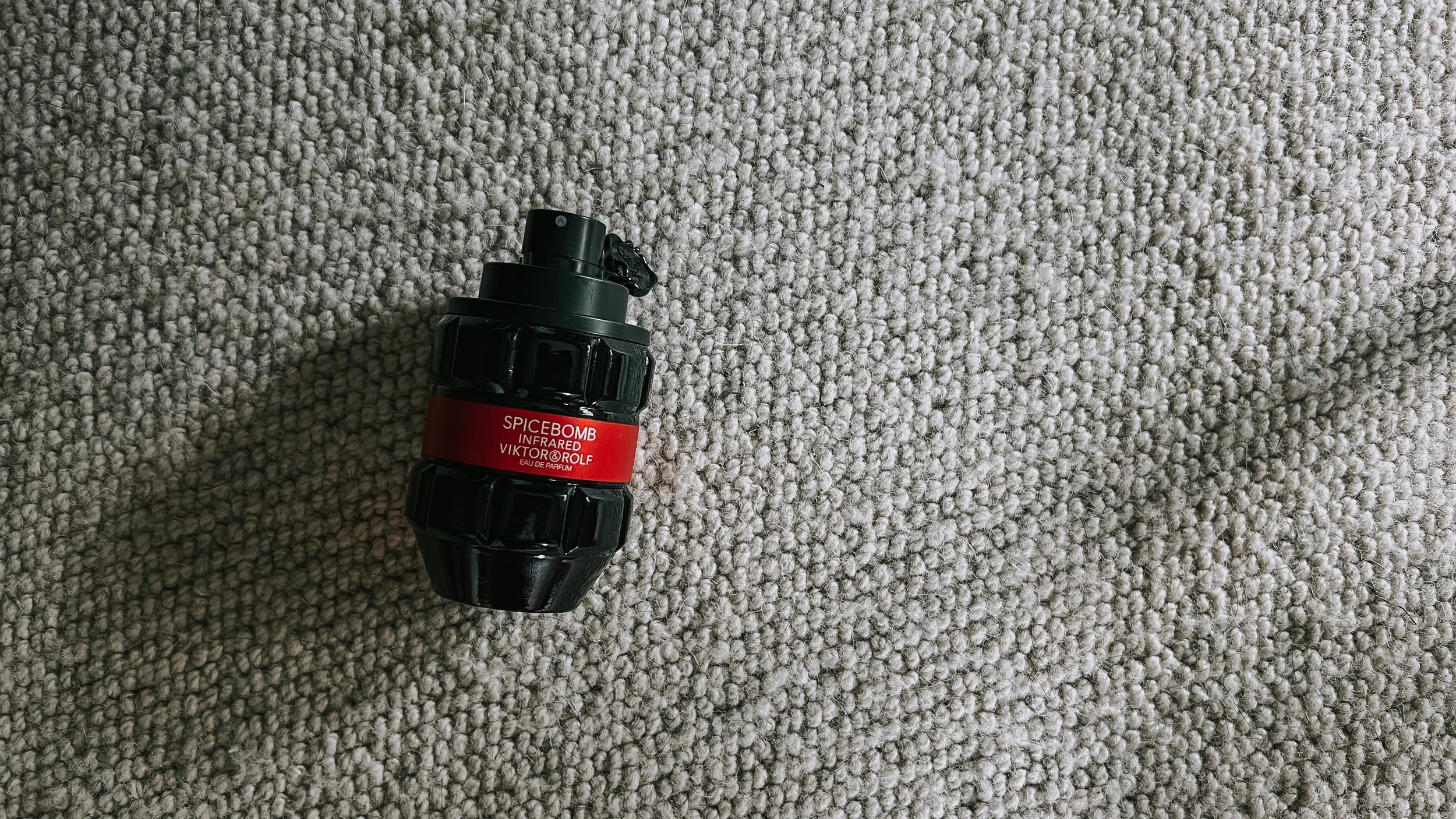 Spicebomb Infrared by Viktor &amp; Rolf | Fragrance Review