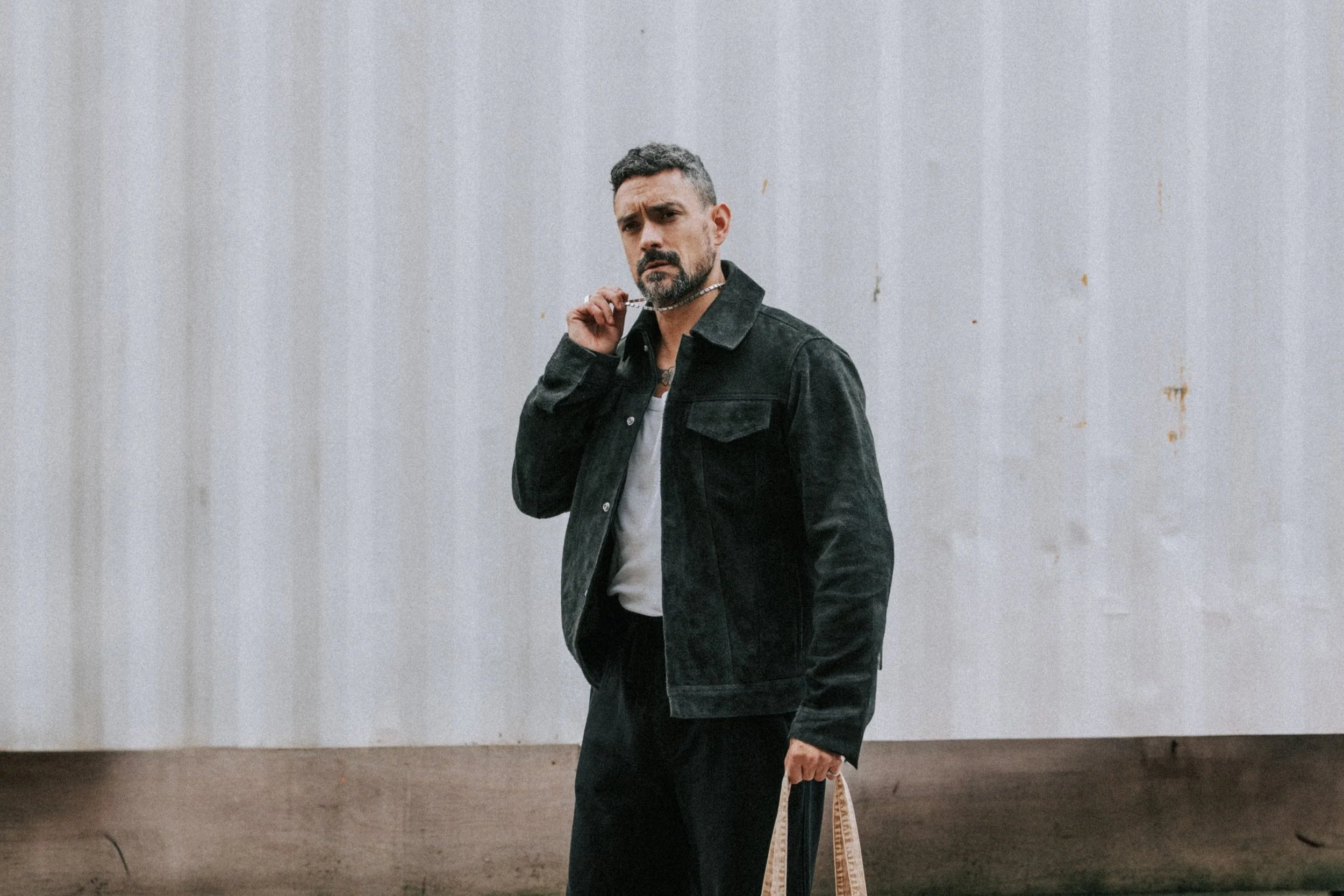 Elevating Men’s Wardrobe: A Modern Take on Style and Functionality
