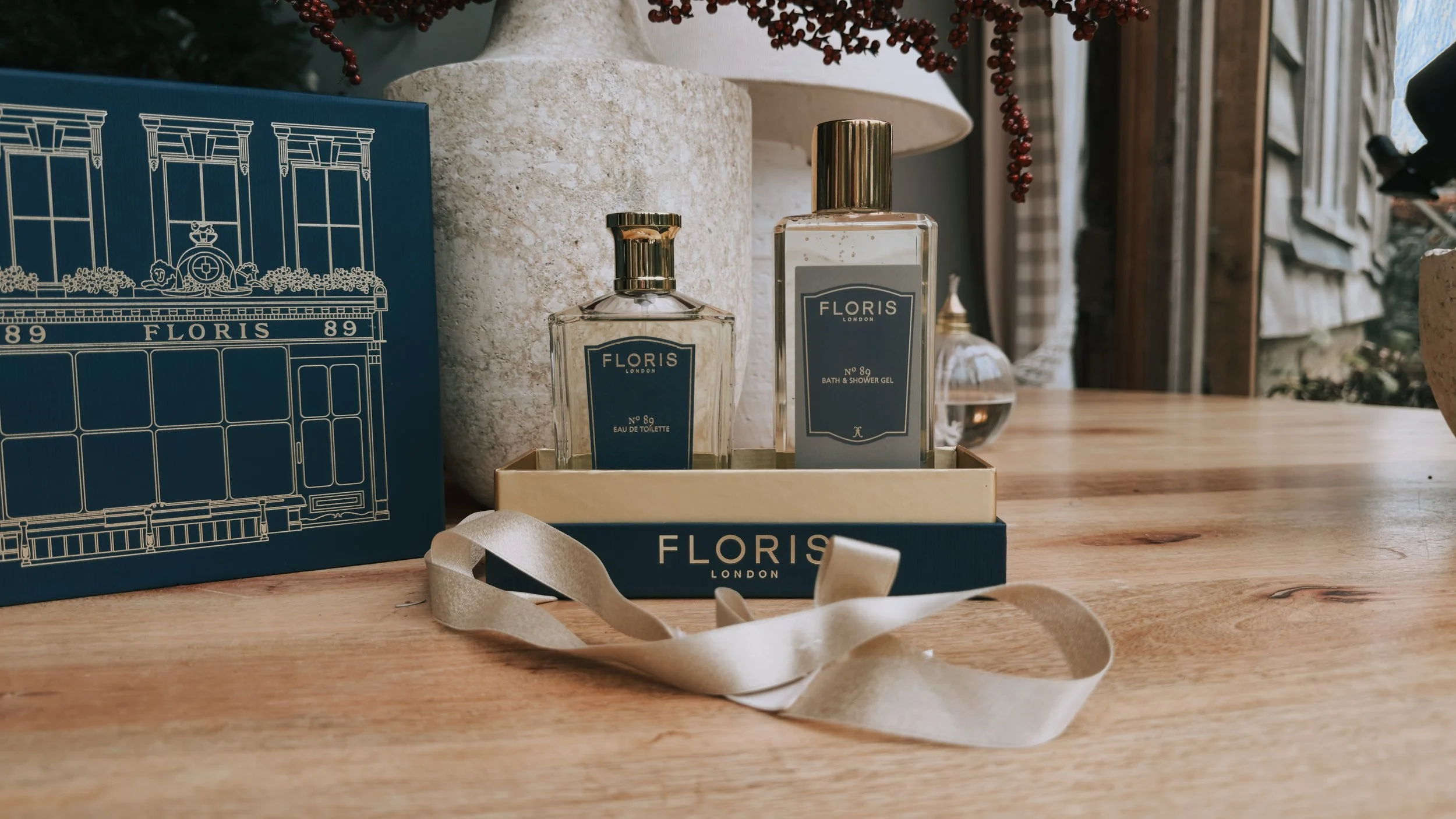 No. 89 by Floris London: A Quintessential Classic with Unisex Elegance