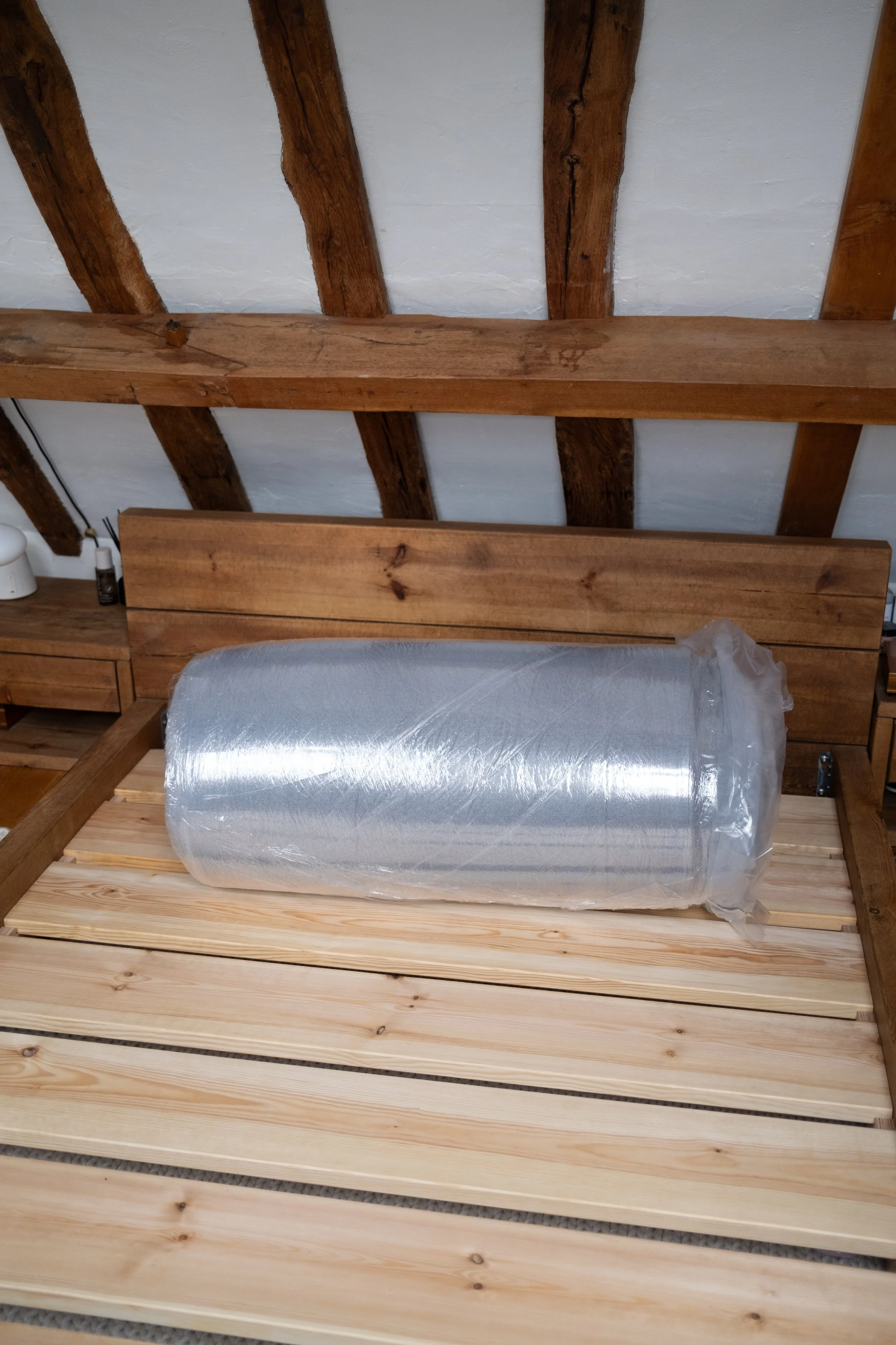 Simba Hybrid Mattress Inside Box.JPG