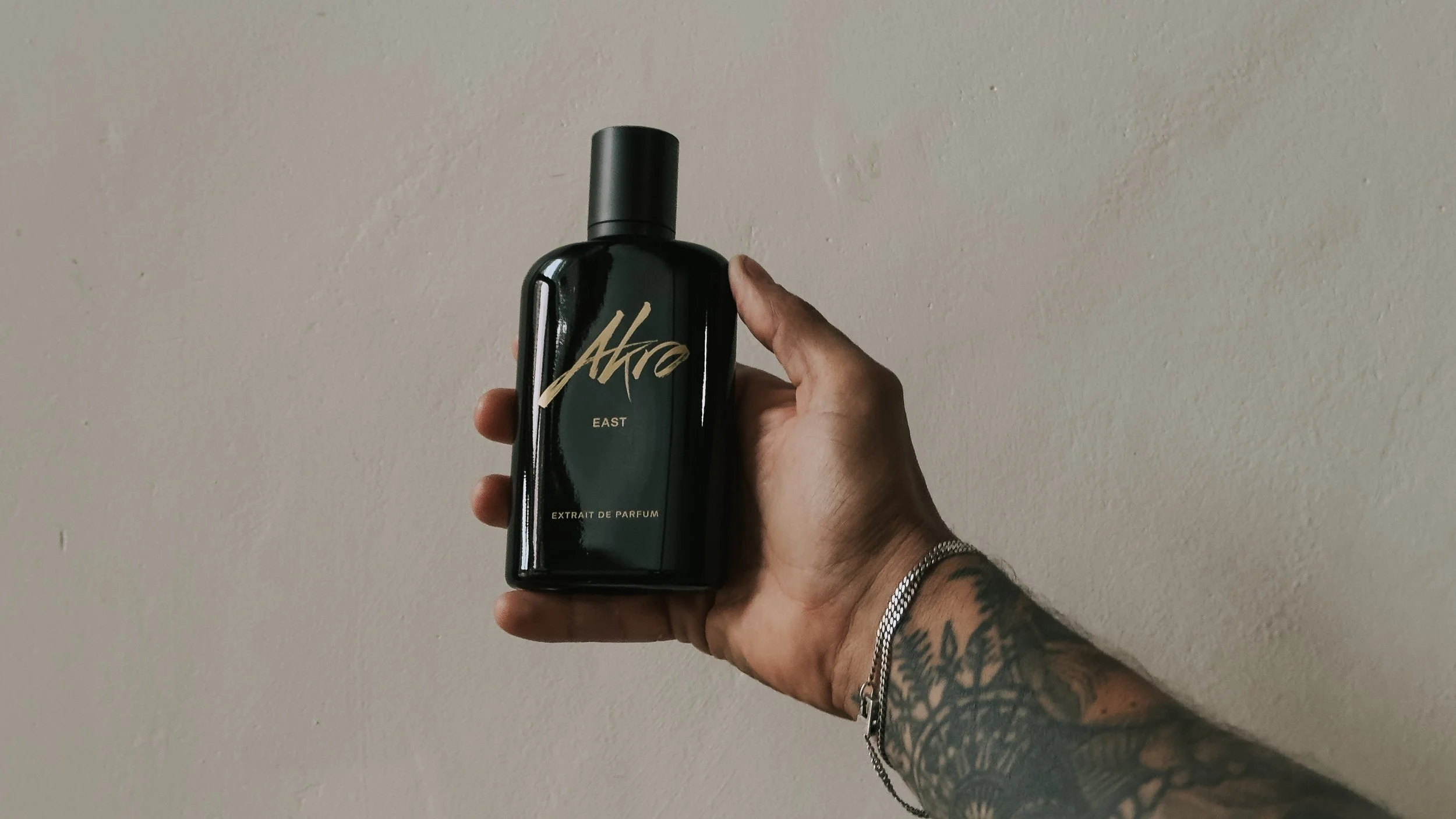 AKRO EAST Review: The Oud Fragrance That Completely Changed My Opinion of the Brand