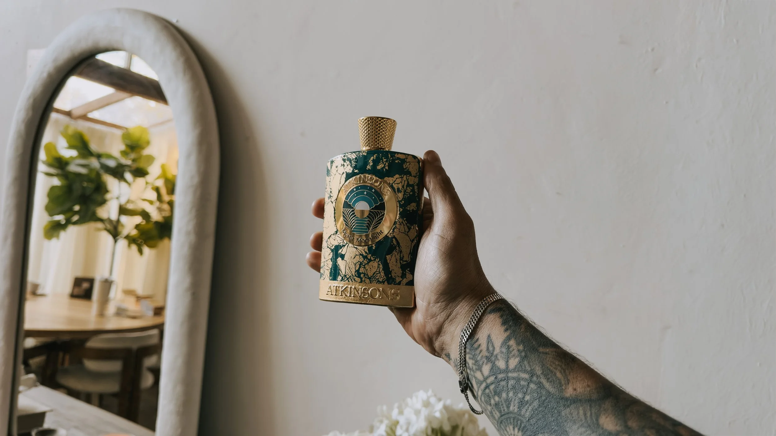 Atkinsons Mystic Moonlight Review: Tropical Fruits, Oud and a Touch of Midnight Luxury