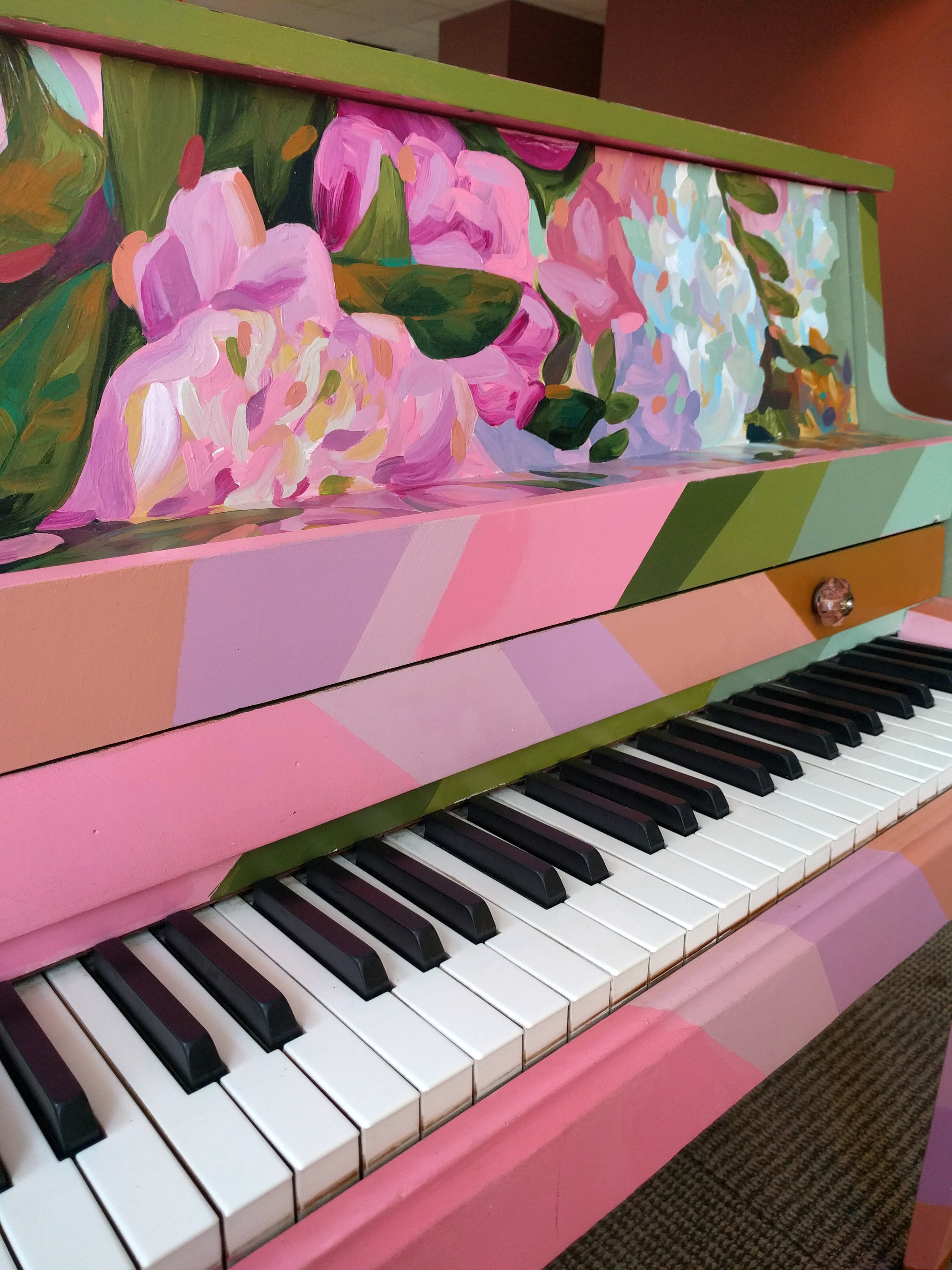 CarmichaelBraun-Charis_SingForHope2016_Consola_keys.jpg
