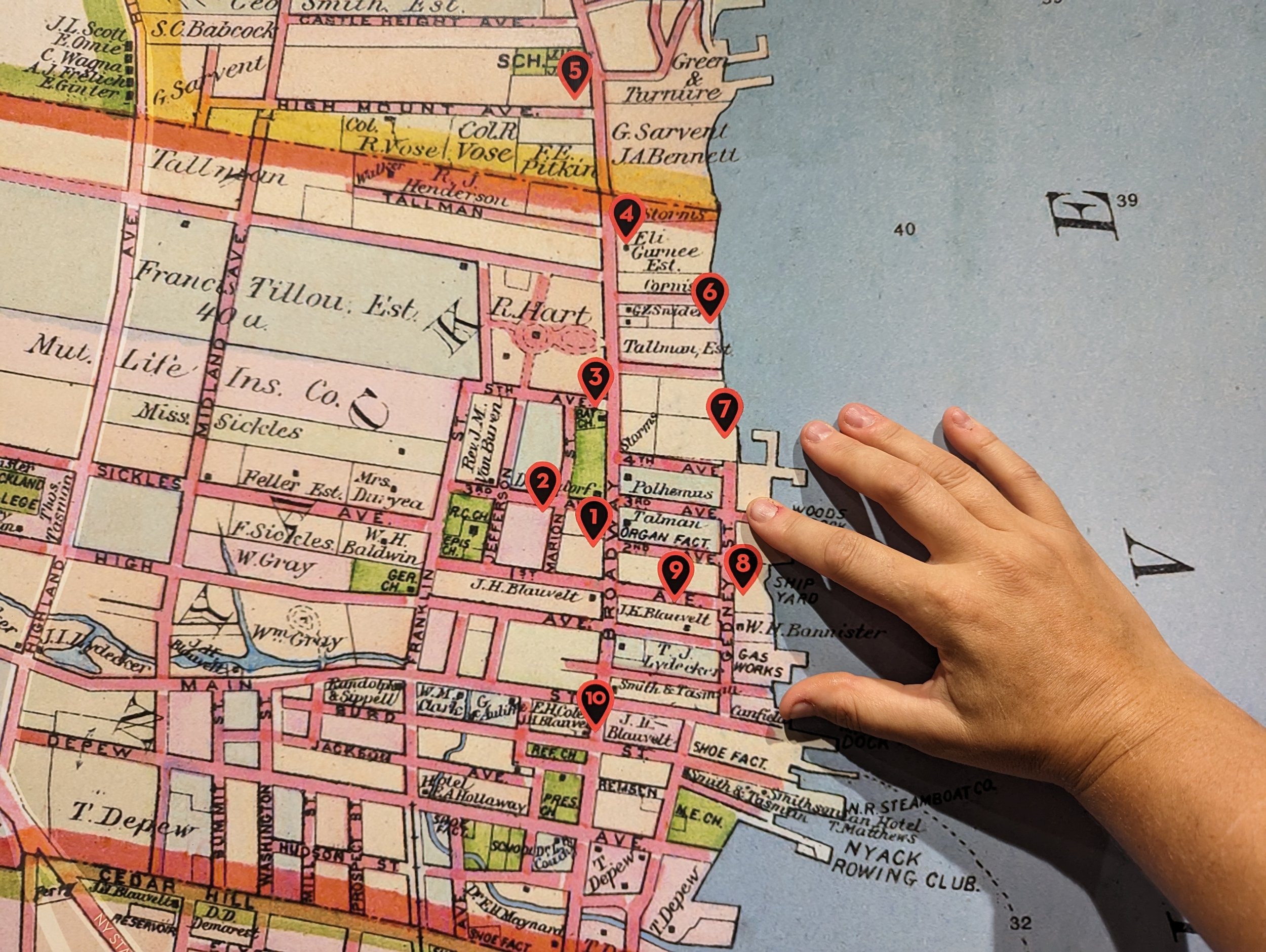 Markers on the map coordinate with Edward Hopper House's Walking Tour (Online) 