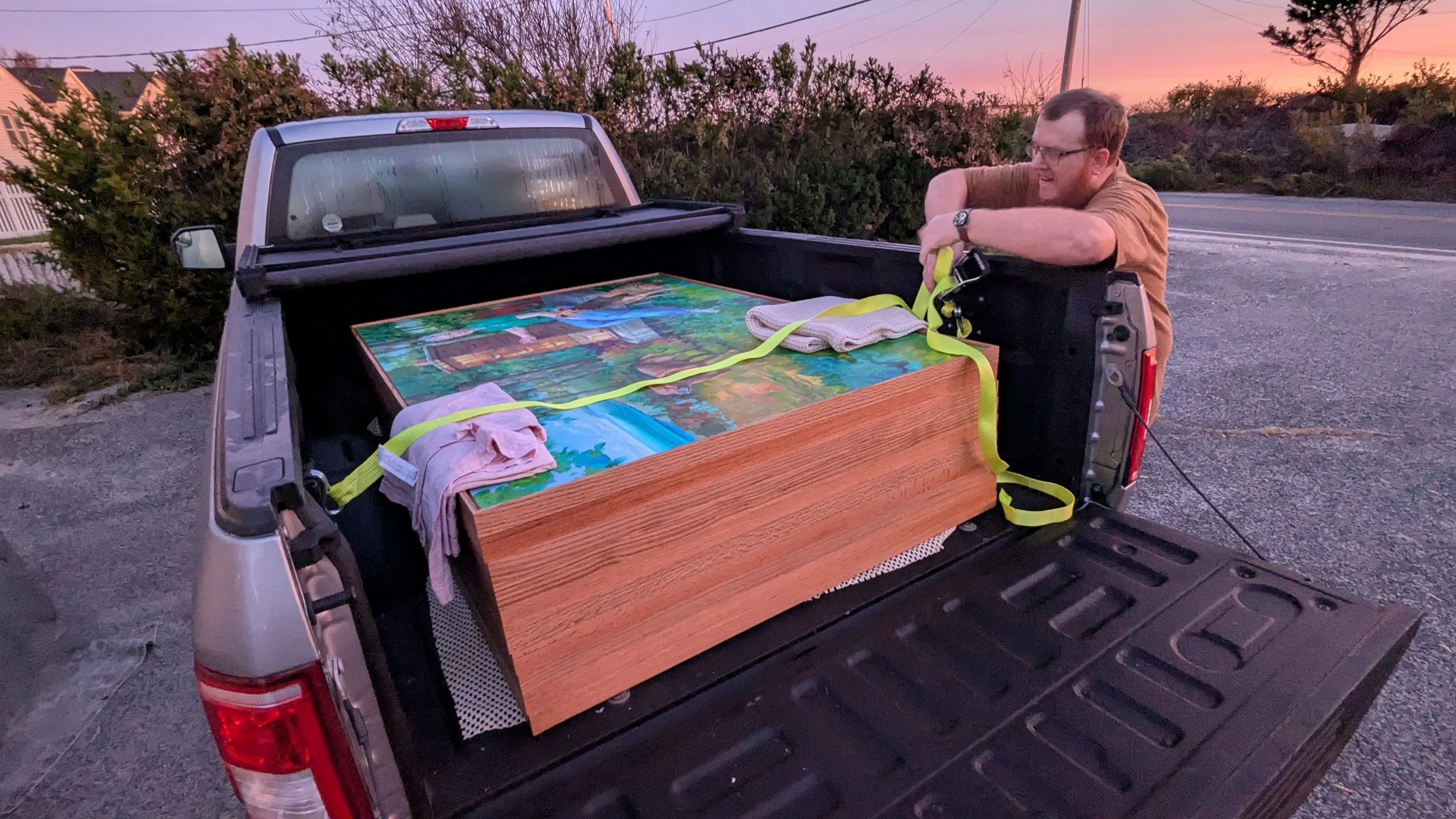 0261010_packing paintings pickup Taft.jpg