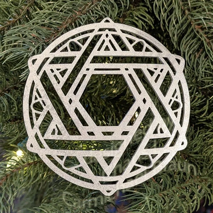 Ornament_CharisCarmichaelBraun_DavidStar_silver_s-pine.jpg