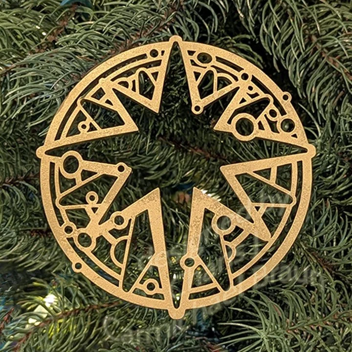 Ornament_CharisCarmichaelBraun_Star_gold_s-pine.jpg