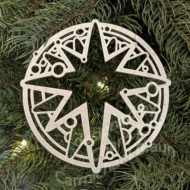 Ornament_CharisCarmichaelBraun_Star_silver_s-pine.jpg