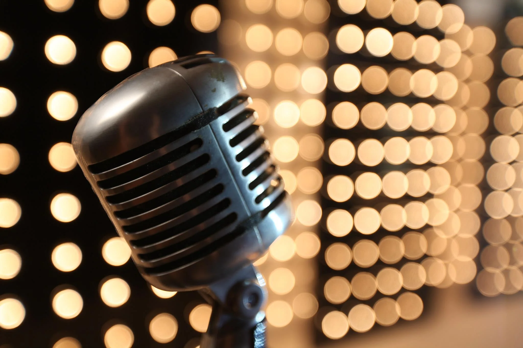 the lineup 2 mic.jpg