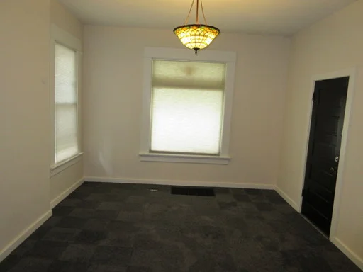 486WFOURTH24.jpg