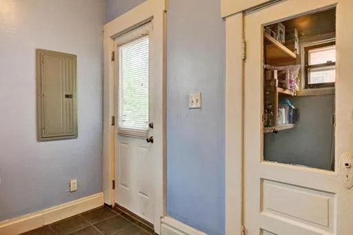 927MTPLEASANT10.jpg