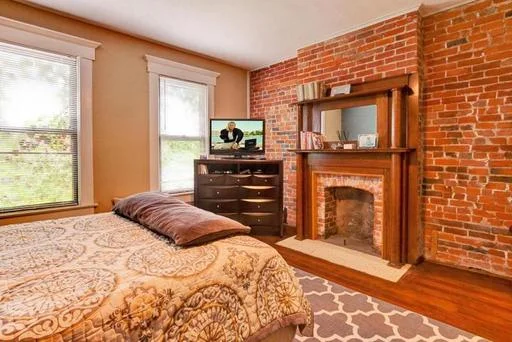 927MTPLEASANT13.jpg