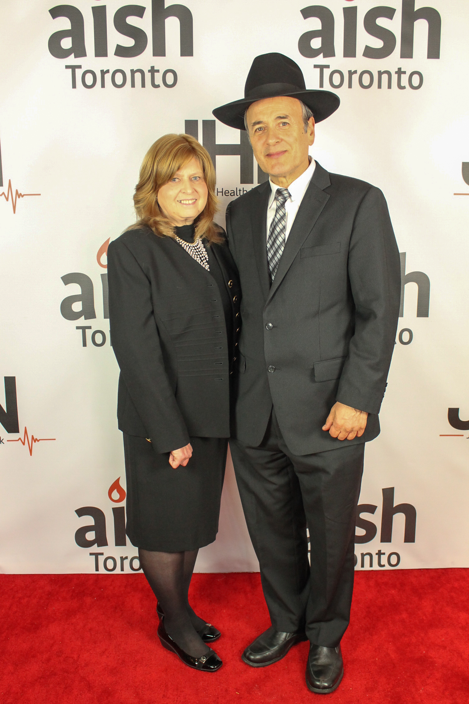 Aish-47-2960786747-O.jpg