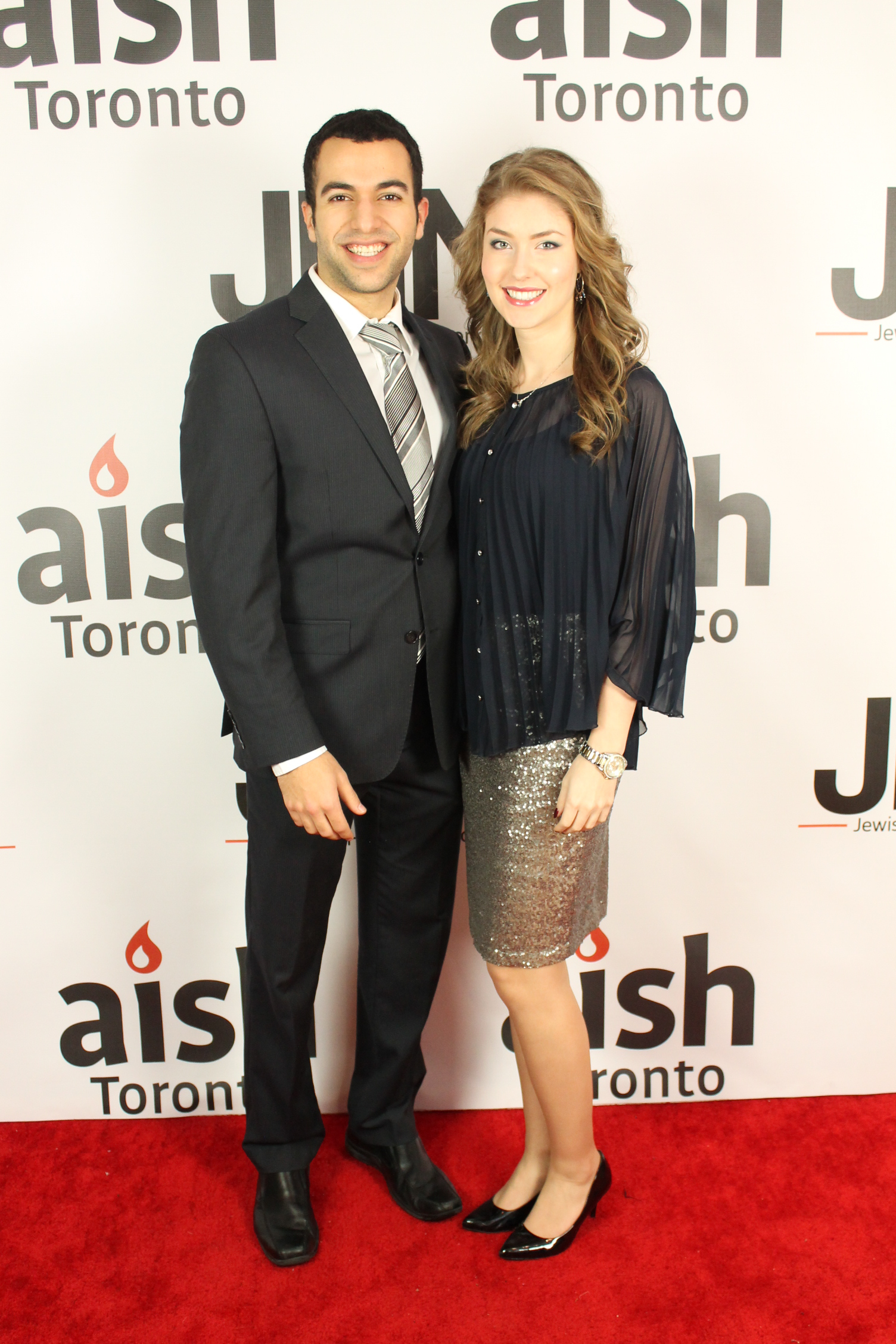 Aish-60-2960787943-O.jpg