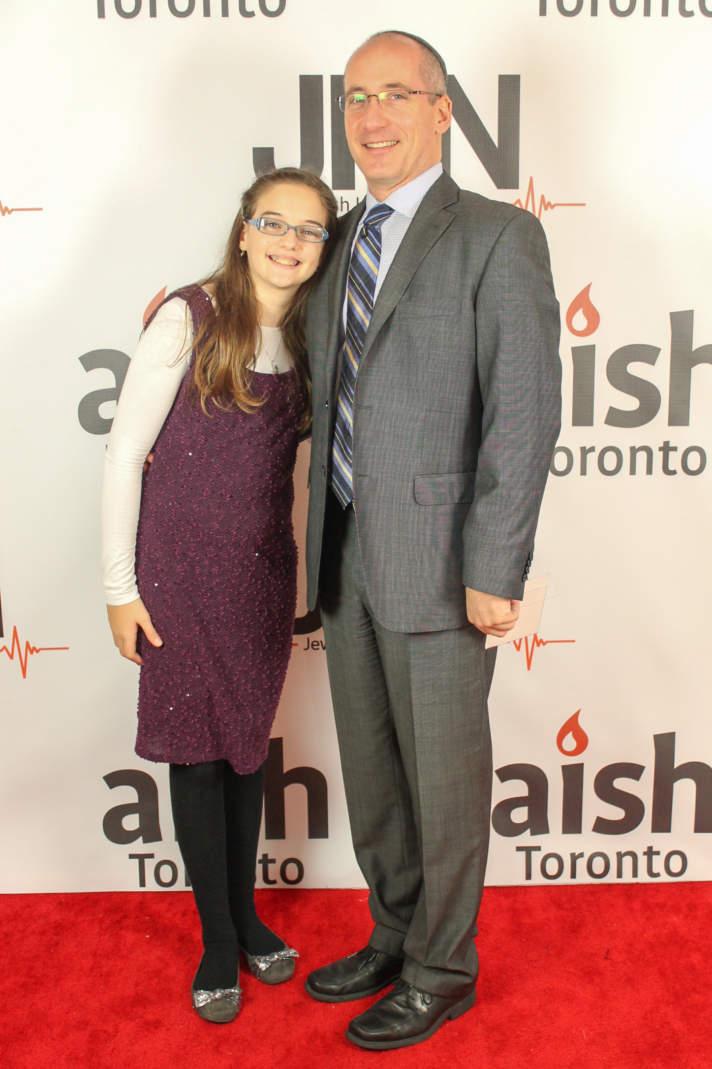 Aish-69-2960788902-O.jpg