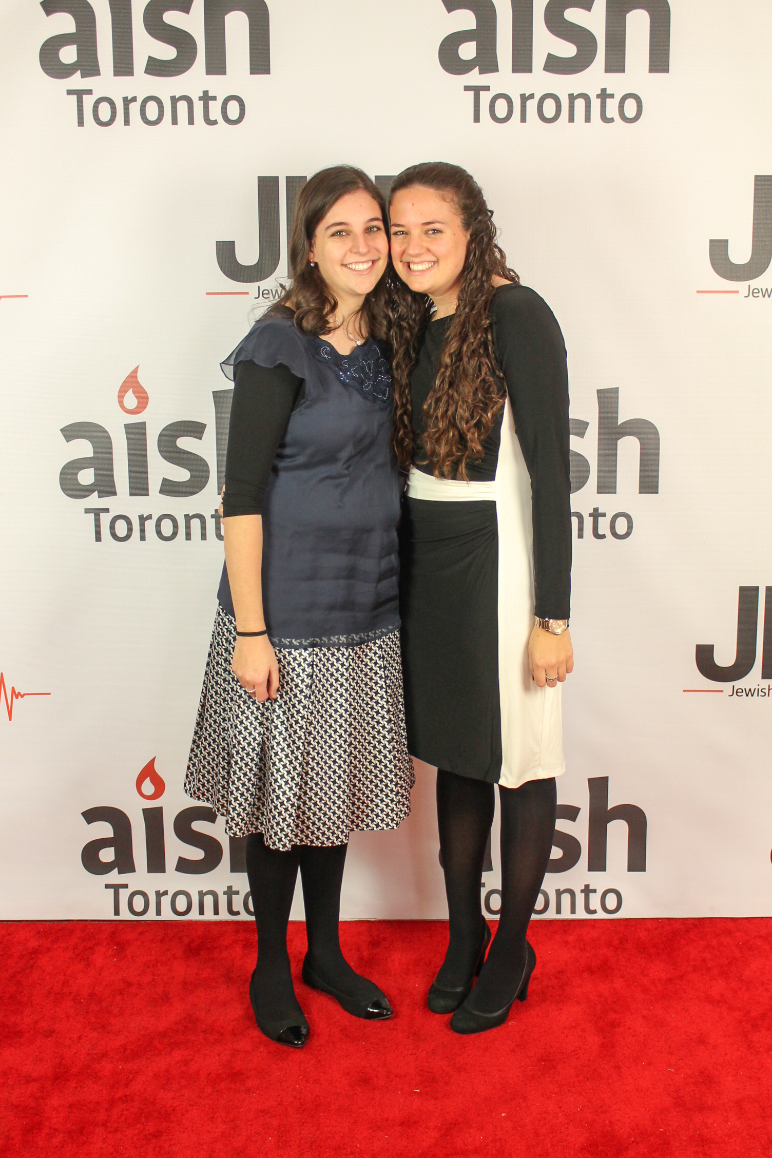 Aish-114-2960792410-O.jpg